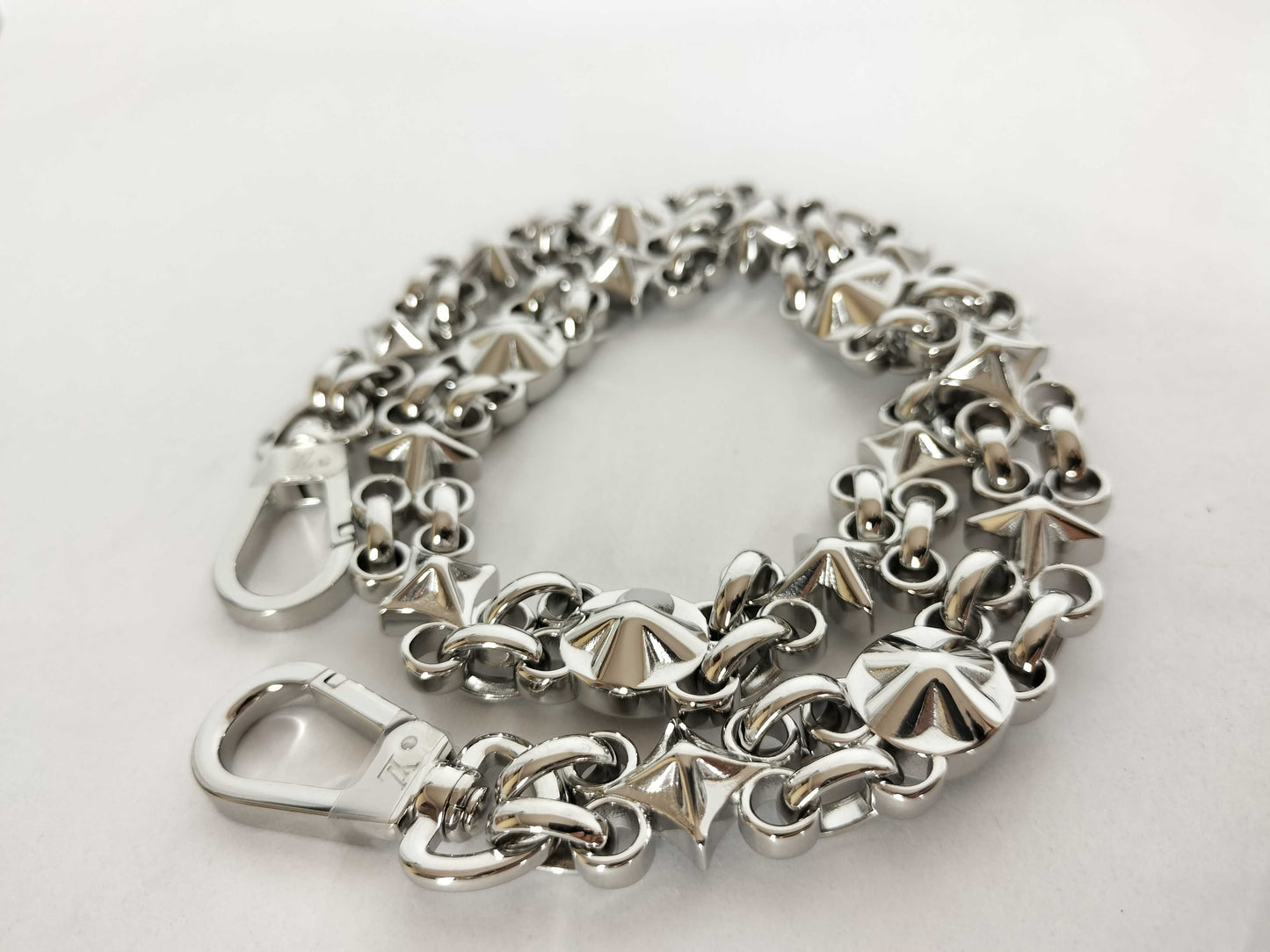LOUIS VUITTON Louis Vuitton Dauphine Accessory Strap, Silver Stainless Steel with Silver Brass Hardware