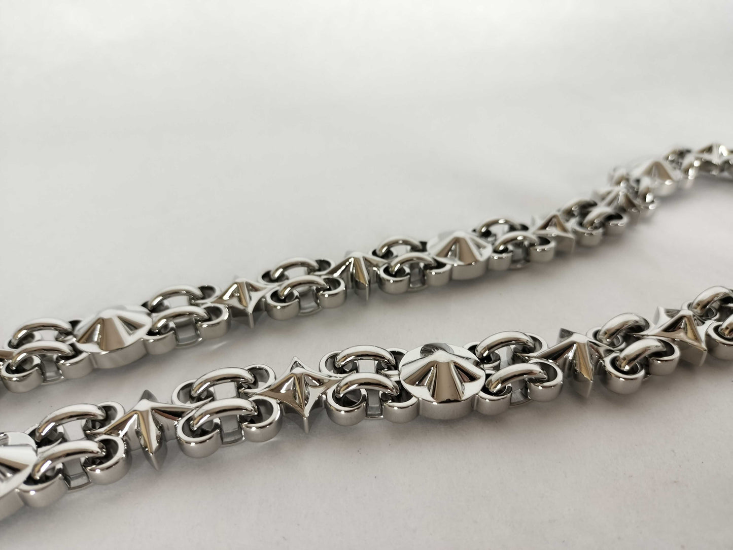 LOUIS VUITTON Louis Vuitton Dauphine Accessory Strap, Silver Stainless Steel with Silver Brass Hardware