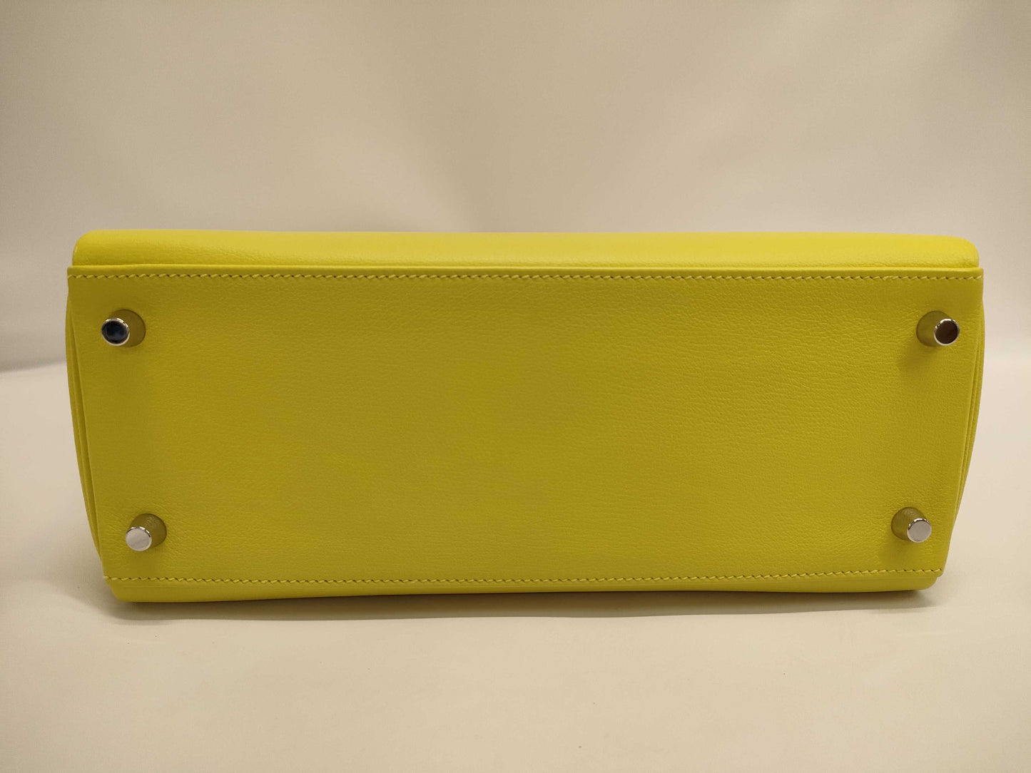 HERMES Kelly 28 Swift/Lemon Yellow Handbag