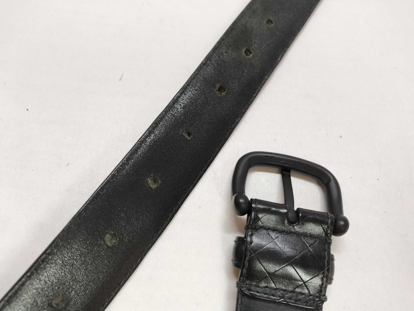 BOTTEGA VENETA Intrecciato Leather Belt in Black
