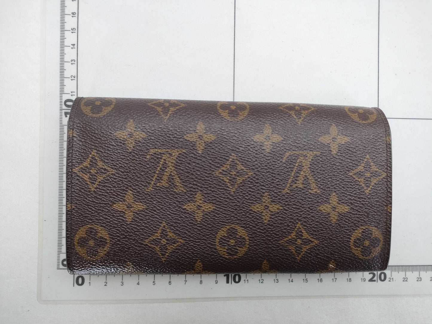 LOUIS VUITTON LOUIS VUITTON Monogram LV Monogram Porte Monnaie Credit Wallet M61725 MB1002