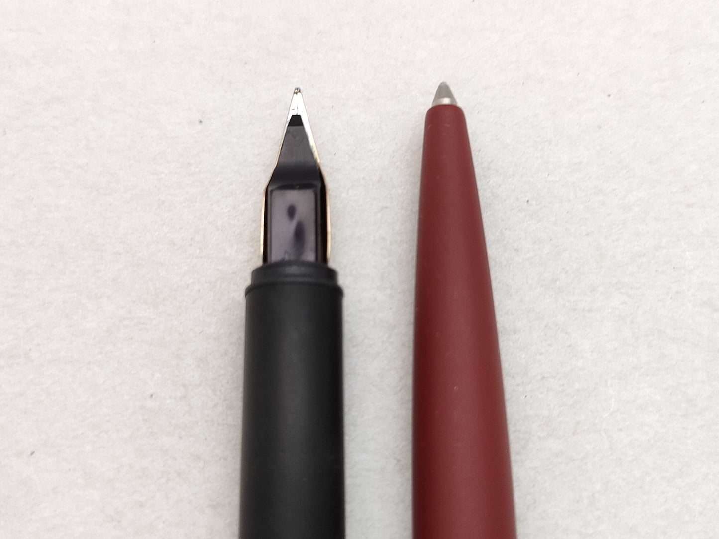 MONTBLANC Montblanc Fountain Pen and Ballpoint Pen Set