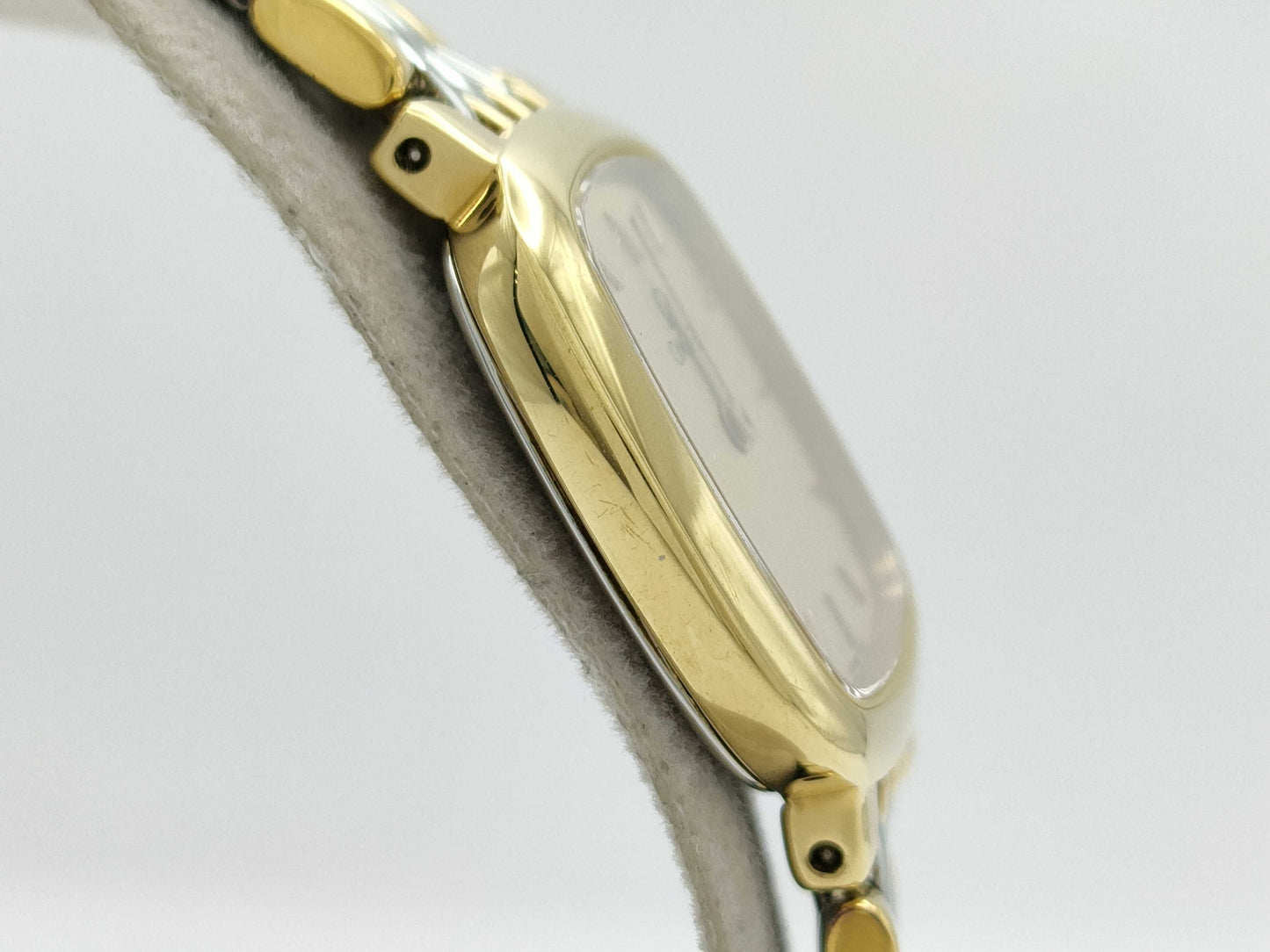 OMEGA Devil Quartz 50852560 Women's Watch, Not Working/No Operational Guarantee