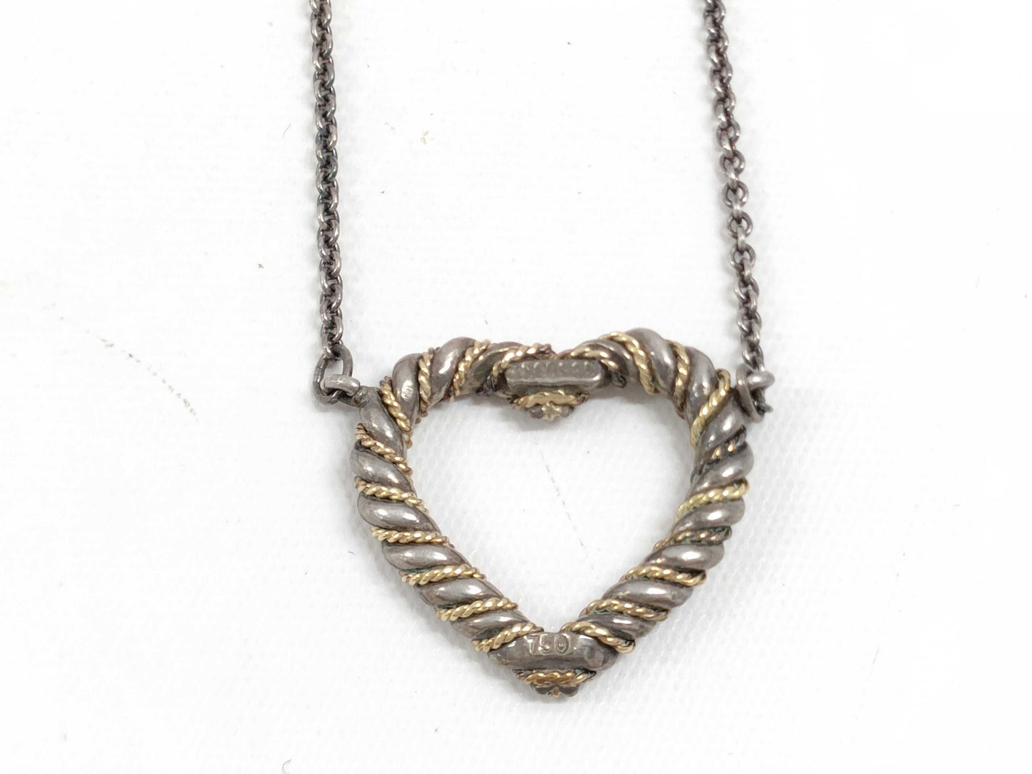 Tiffany & Co. Twisted Heart Necklace 750/925 Silver Necklace