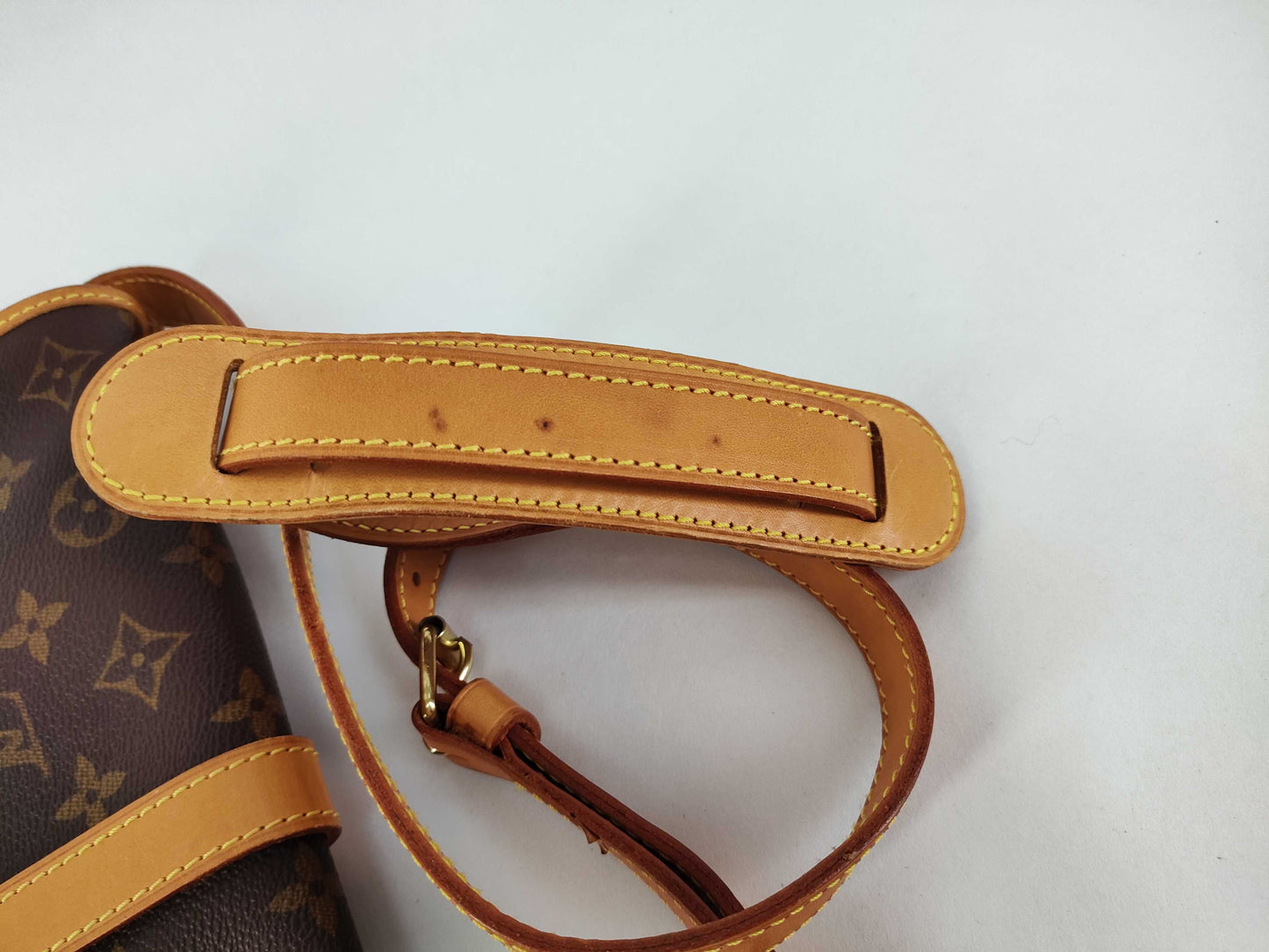 LOUIS VUITTON Monogram LV Monogram Saumur MM M40710 AR0914 Shoulder Bag