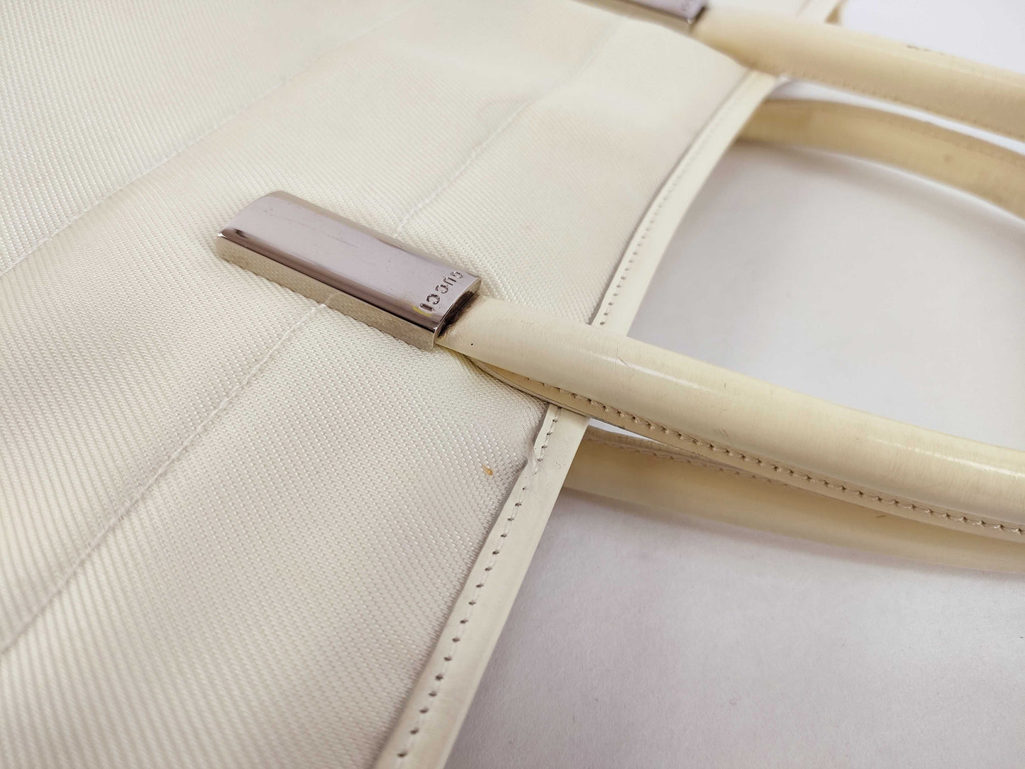 GUCCI Gucci Nylon Canvas Tote Bag 002.2123.0457 White Tote Bag