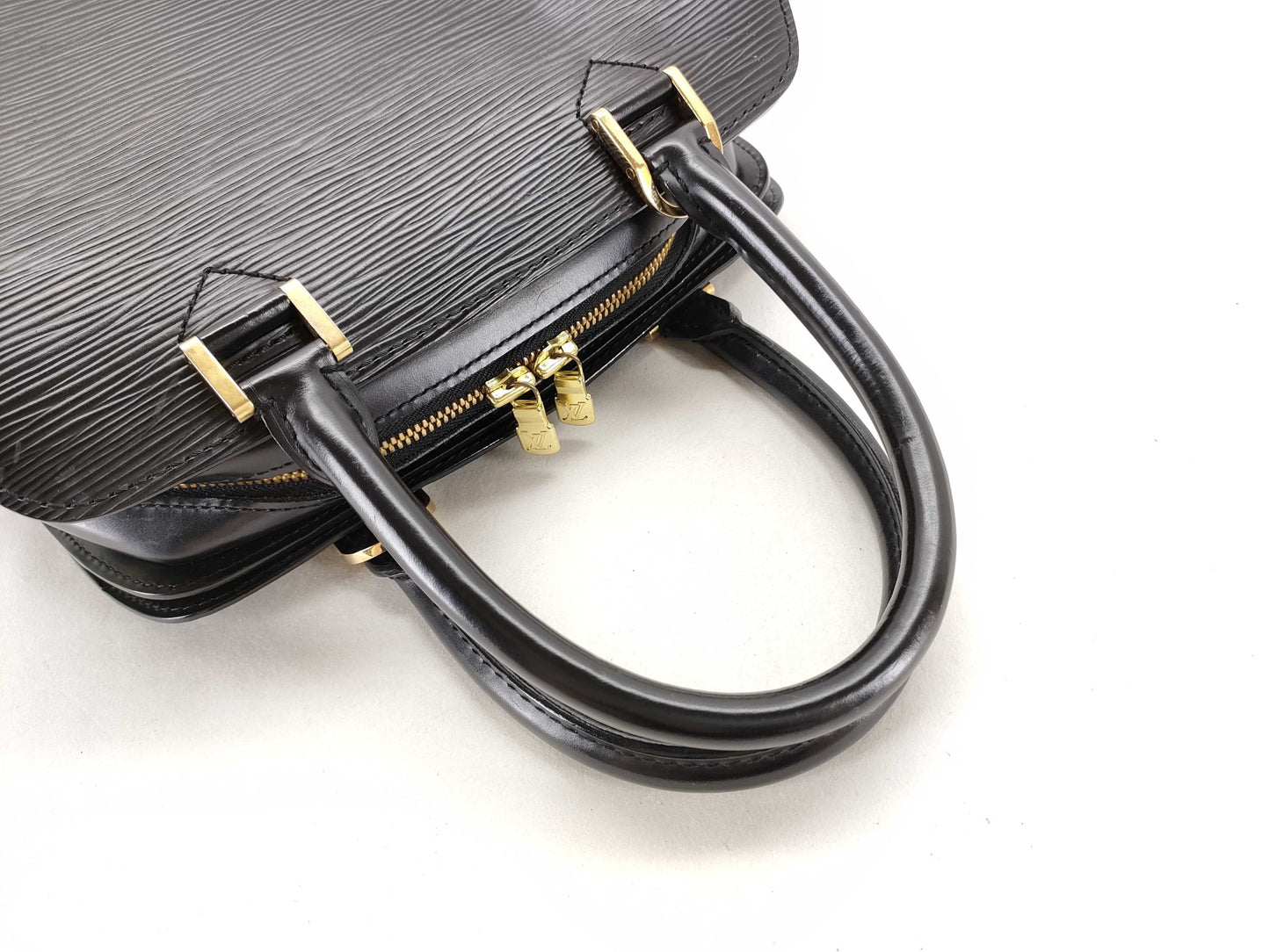LOUIS VUITTON Epi LV Epi Pont Neuf M52052 MI1020 Handbag
