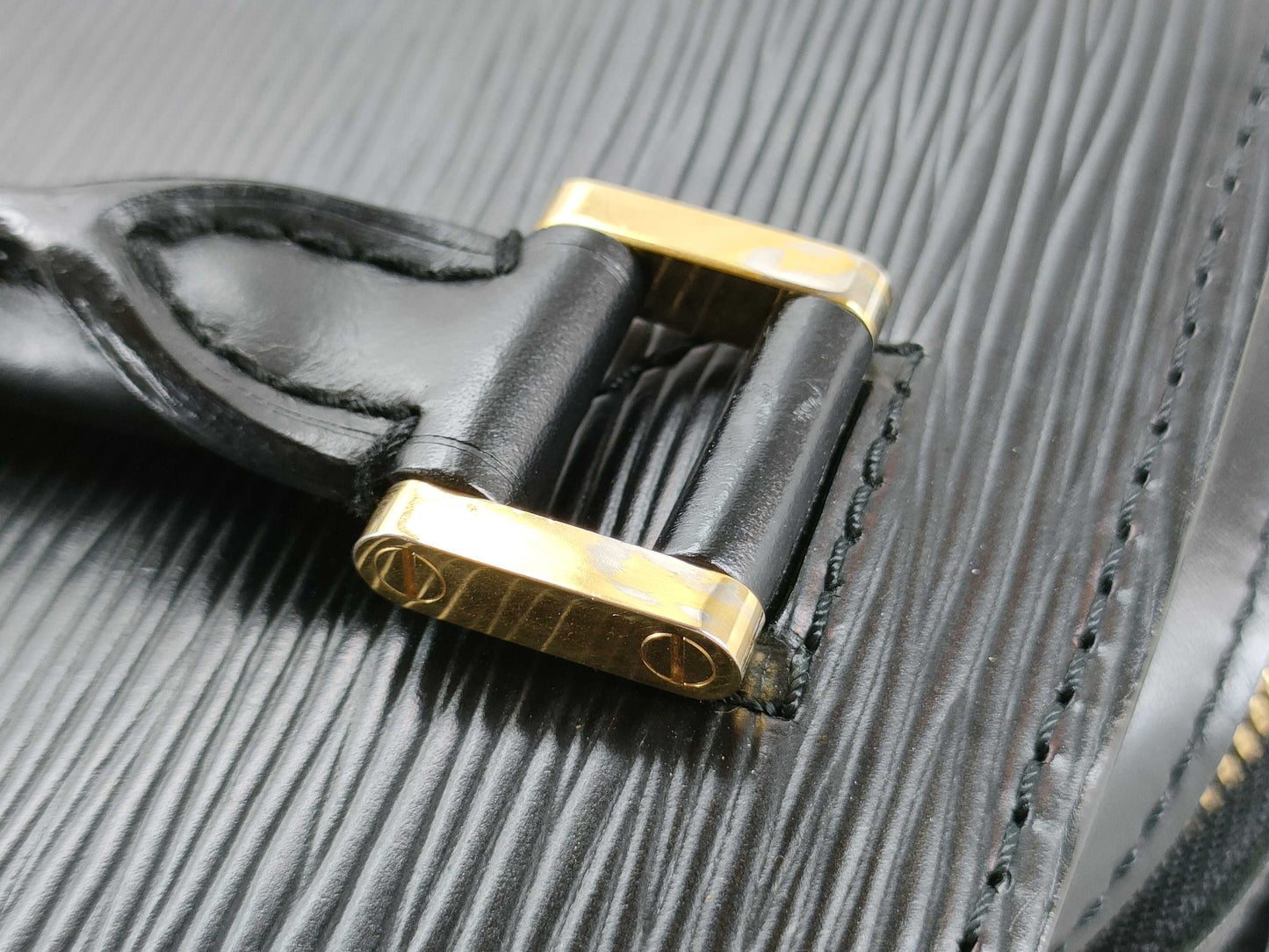 LOUIS VUITTON Epi LV Epi Pont Neuf M52052 MI1020 Handbag
