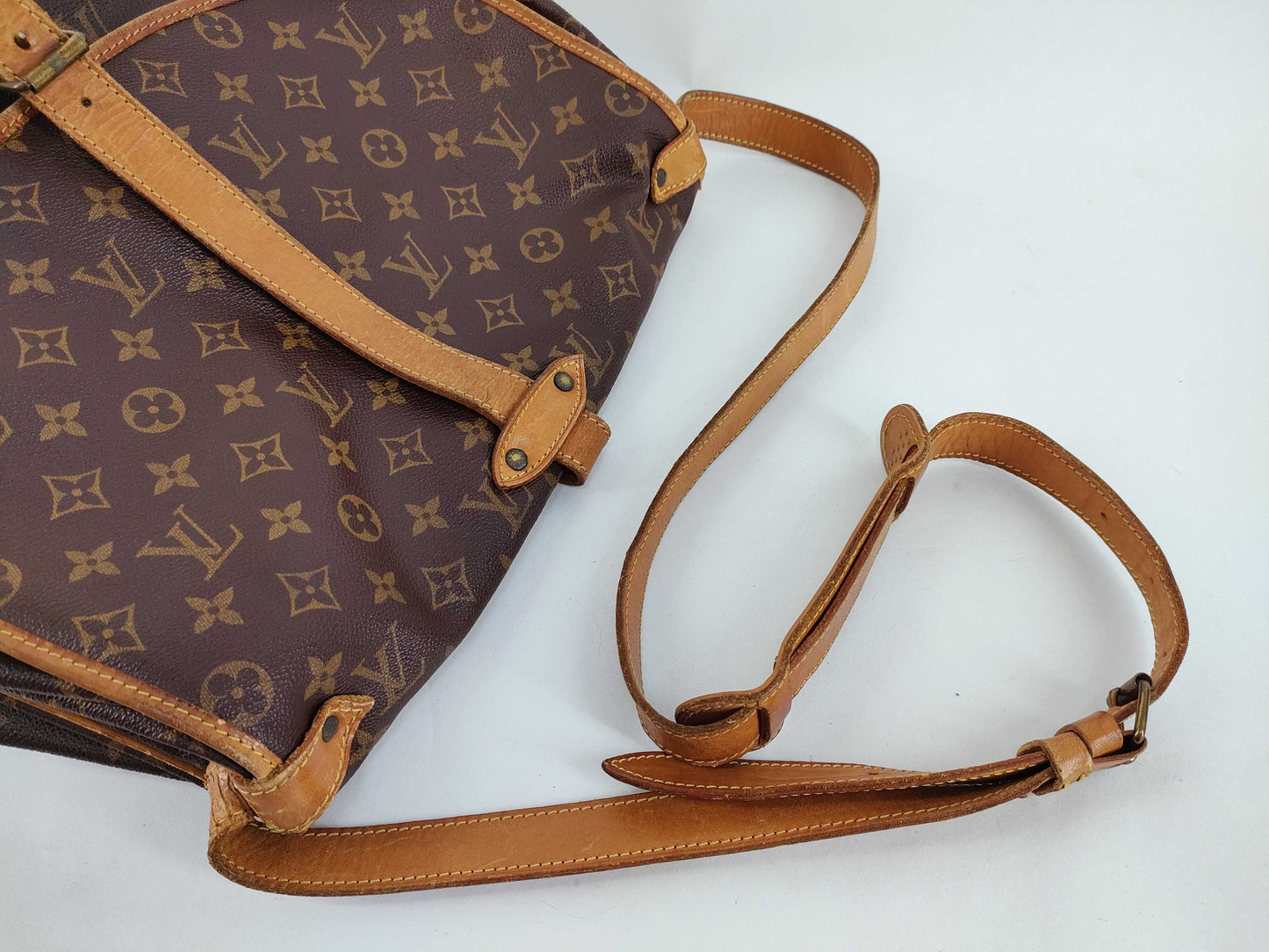 LOUIS VUITTON Monogram LV Monogram Saumur 35 M42254 AR0940 Shoulder Bag