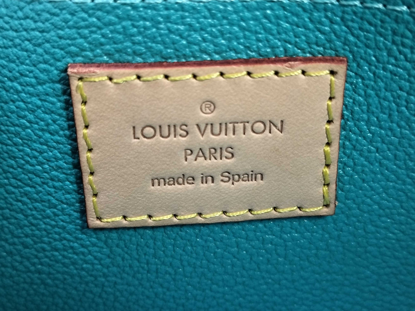 LOUIS VUITTON LOUIS VUITTON Vernis LV Vernis Pochette Cosmetic Pouch Model Number Unknown CA0172 Pouch