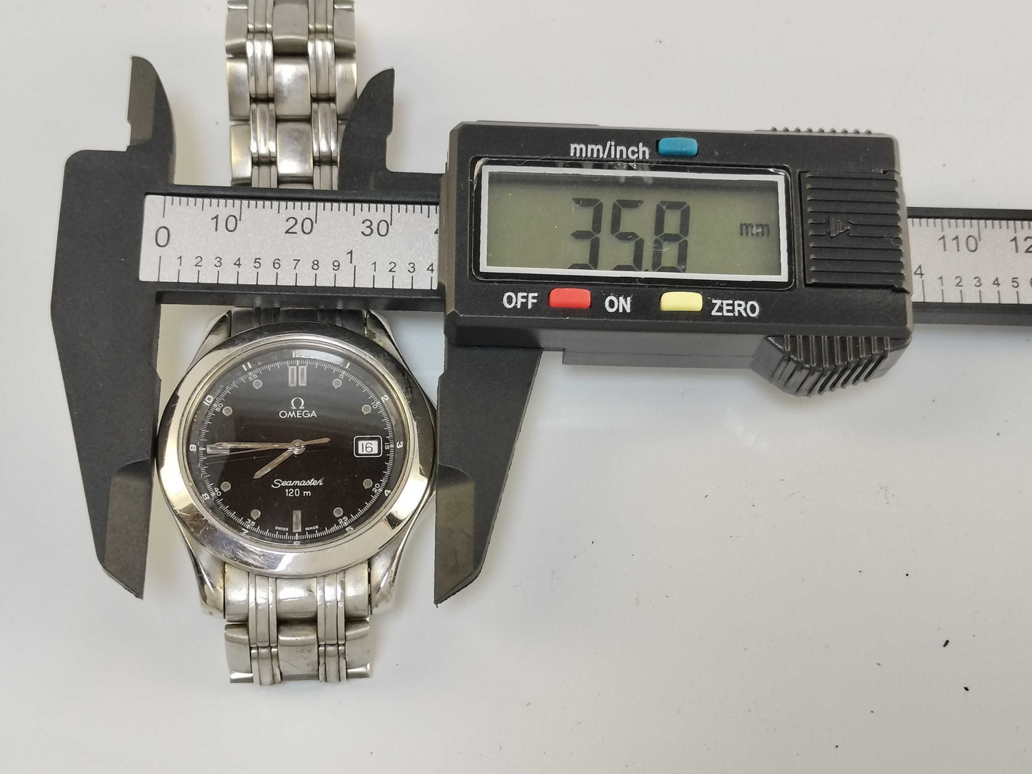 OMEGA SS/QZ Black Dial Men's Watch, Not Working/No Operational Guarantee