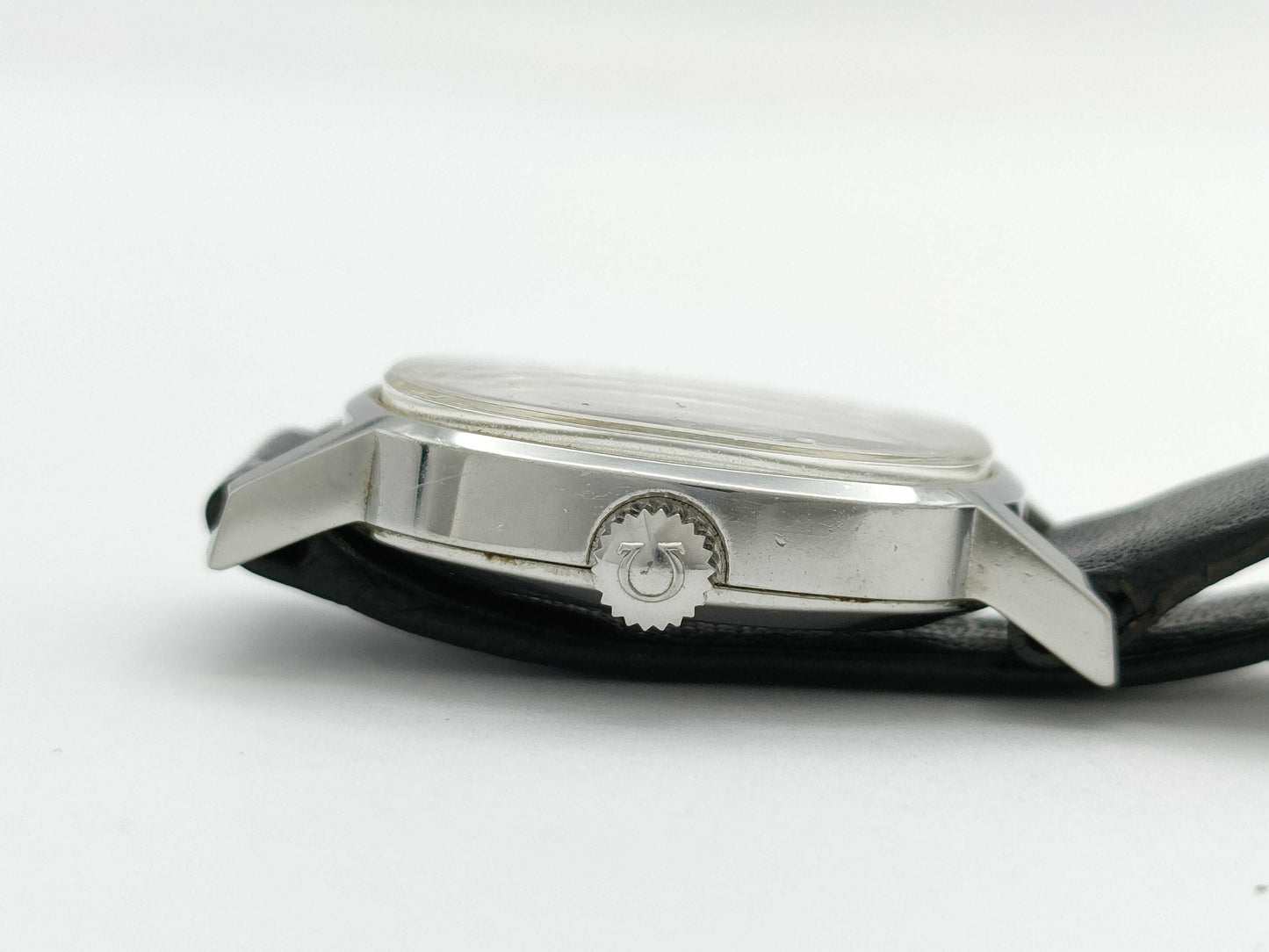 OMEGA Hand-wound Women's Watch
