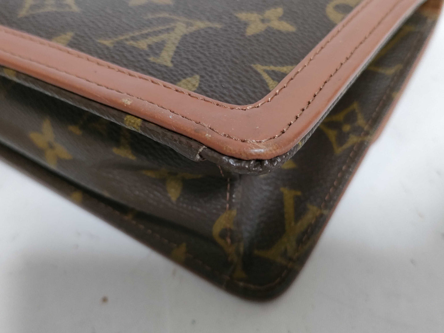 LOUIS VUITTON LOUIS VUITTON Monogram LV Monogram Pochette Dame PM M51812 841 Shoulder Bag