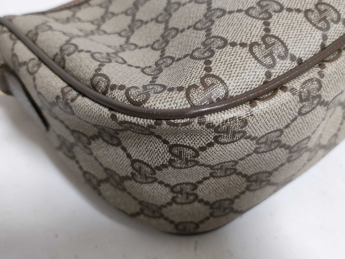 GUCCI GG Supreme Sherry Line Shoulder Bag 89, 02, 032 Mocha Shoulder Bag