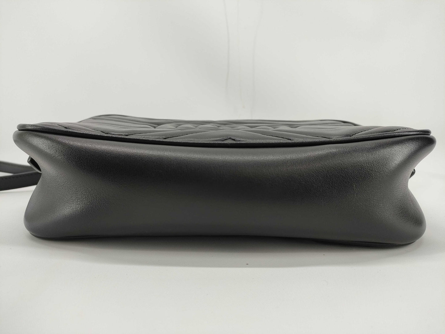 GUCCI GUCCI GG Marmont Shoulder Bag Shoulder Bag