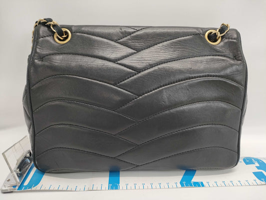 CHANEL Lambskin Wave Stitch Lambskin Shoulder Bag