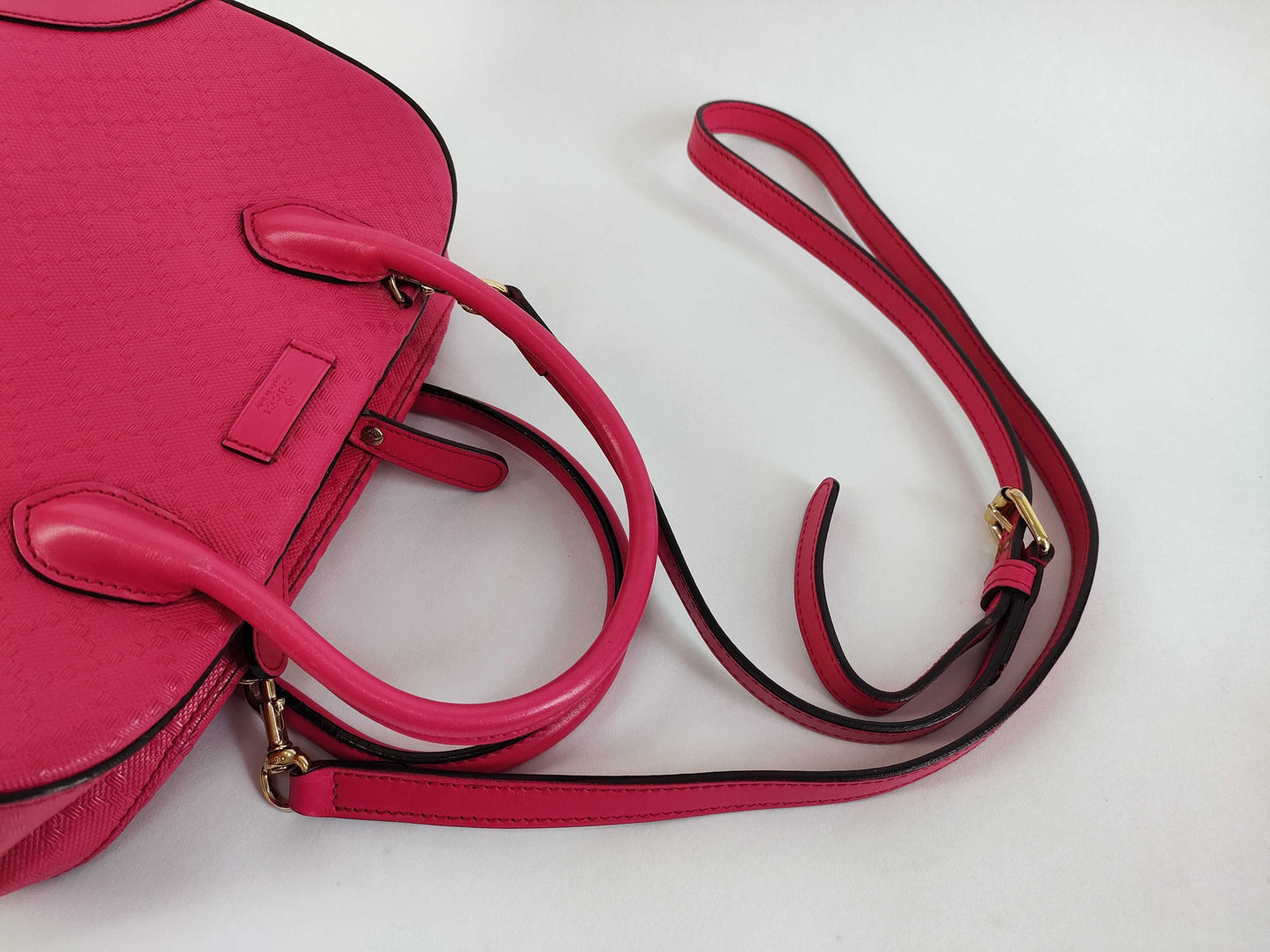 GUCCI Leather Handbag with Shoulder Strap