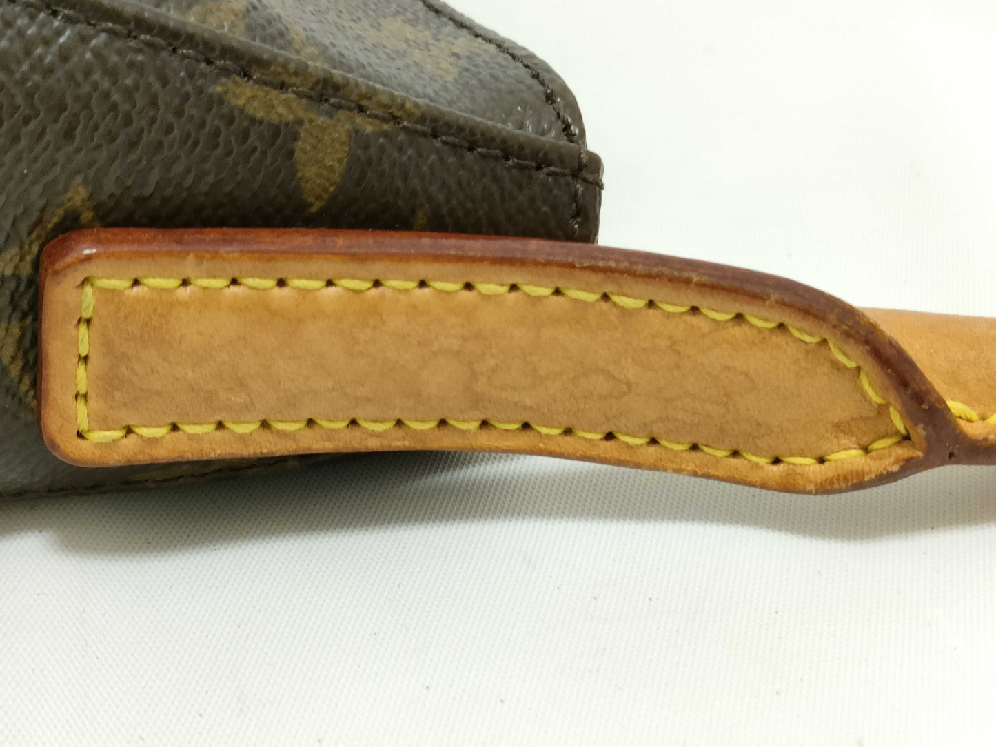 LOUIS VUITTON Monogram KR - Louis Vuitton M51146 Monogram Canvas Looping MM Bag Handbag