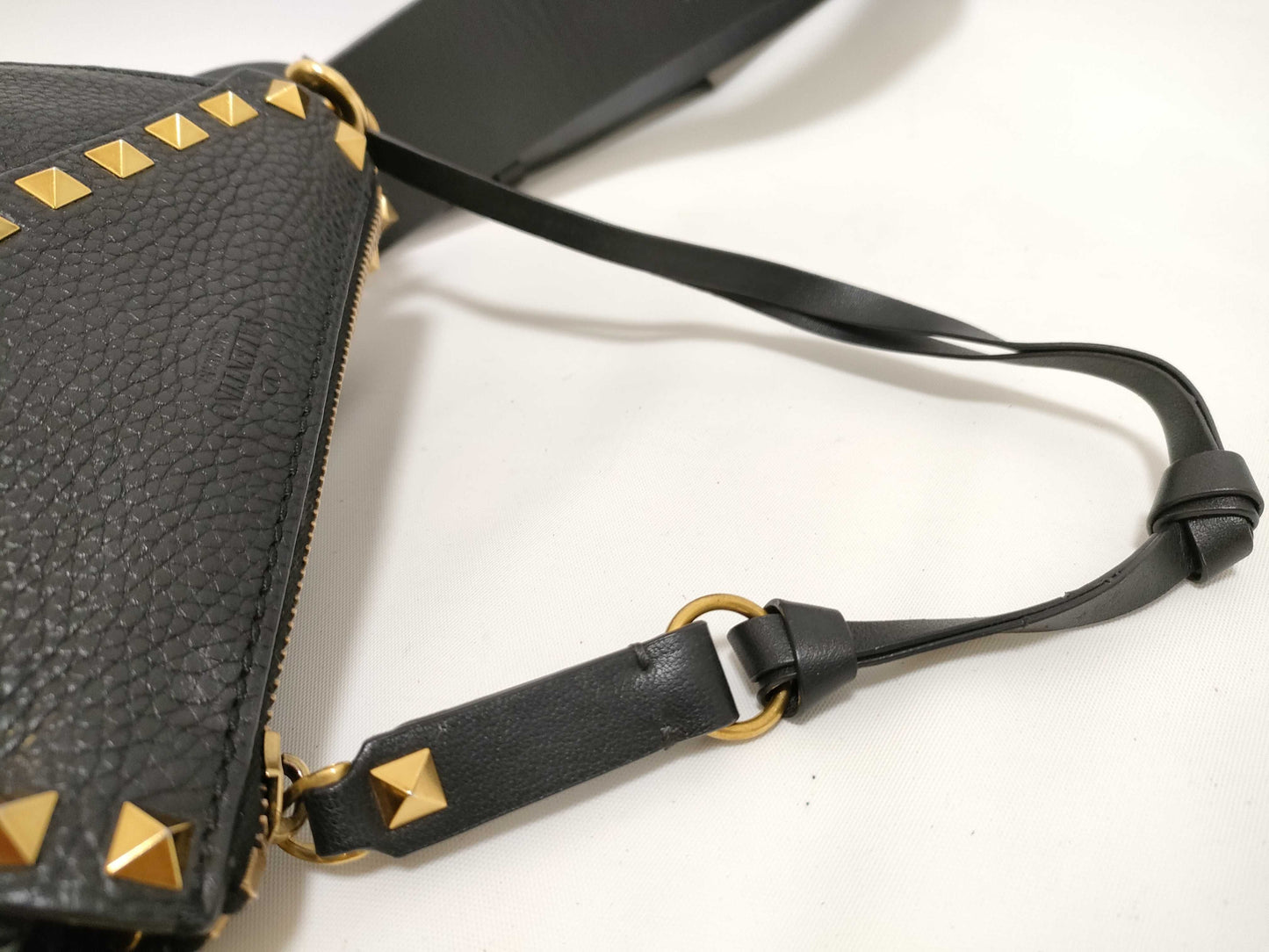 Valentino Garavani TH-Valentino Optic Grainy Leather Small Rockstud Hype Shoulder Bag Shoulder bag