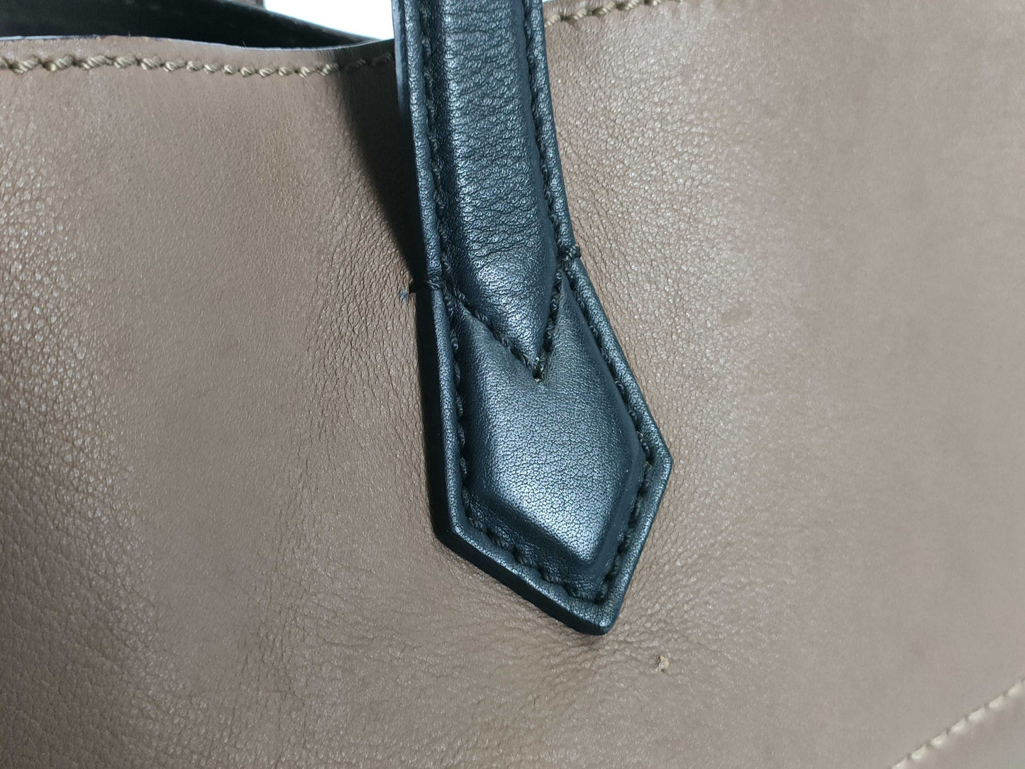 FENDI ID - Fendi All-In Shopping Leather Tote Bag 8BH260 - Grade B Tote Bag