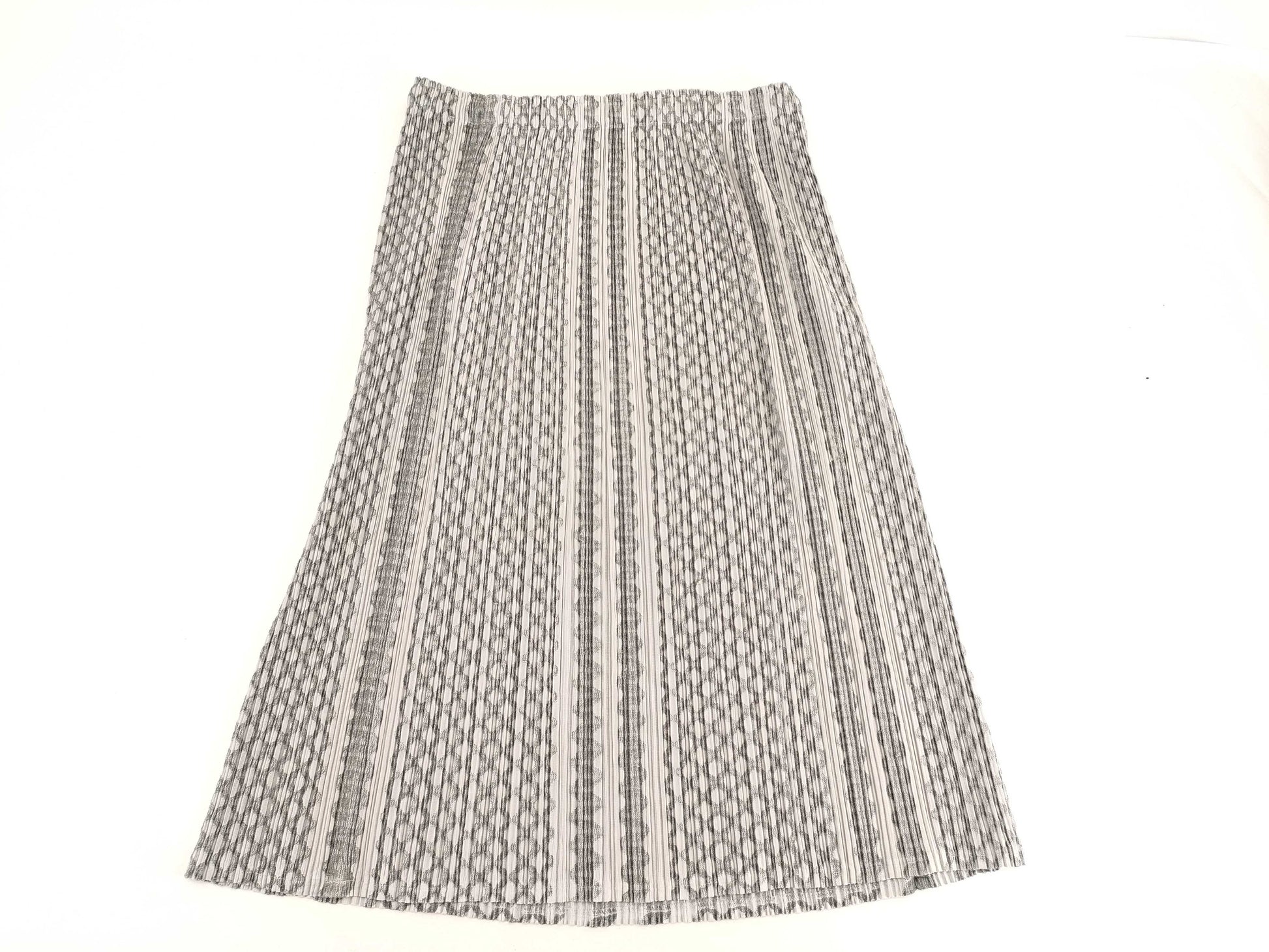 PLEATS PLEASE Pleats Please all-over print skirt