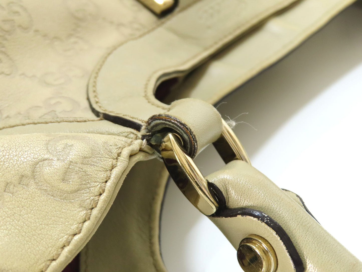 GUCCI Guccissima Abby D-Ring One-Shoulder Bag Off-White Shoulder Bag