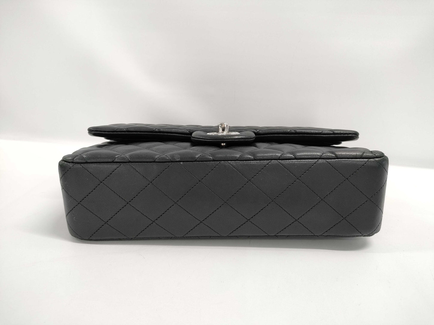 CHANEL CHANEL Matelasse 25 Lambskin Black Shoulder Bag 19698765