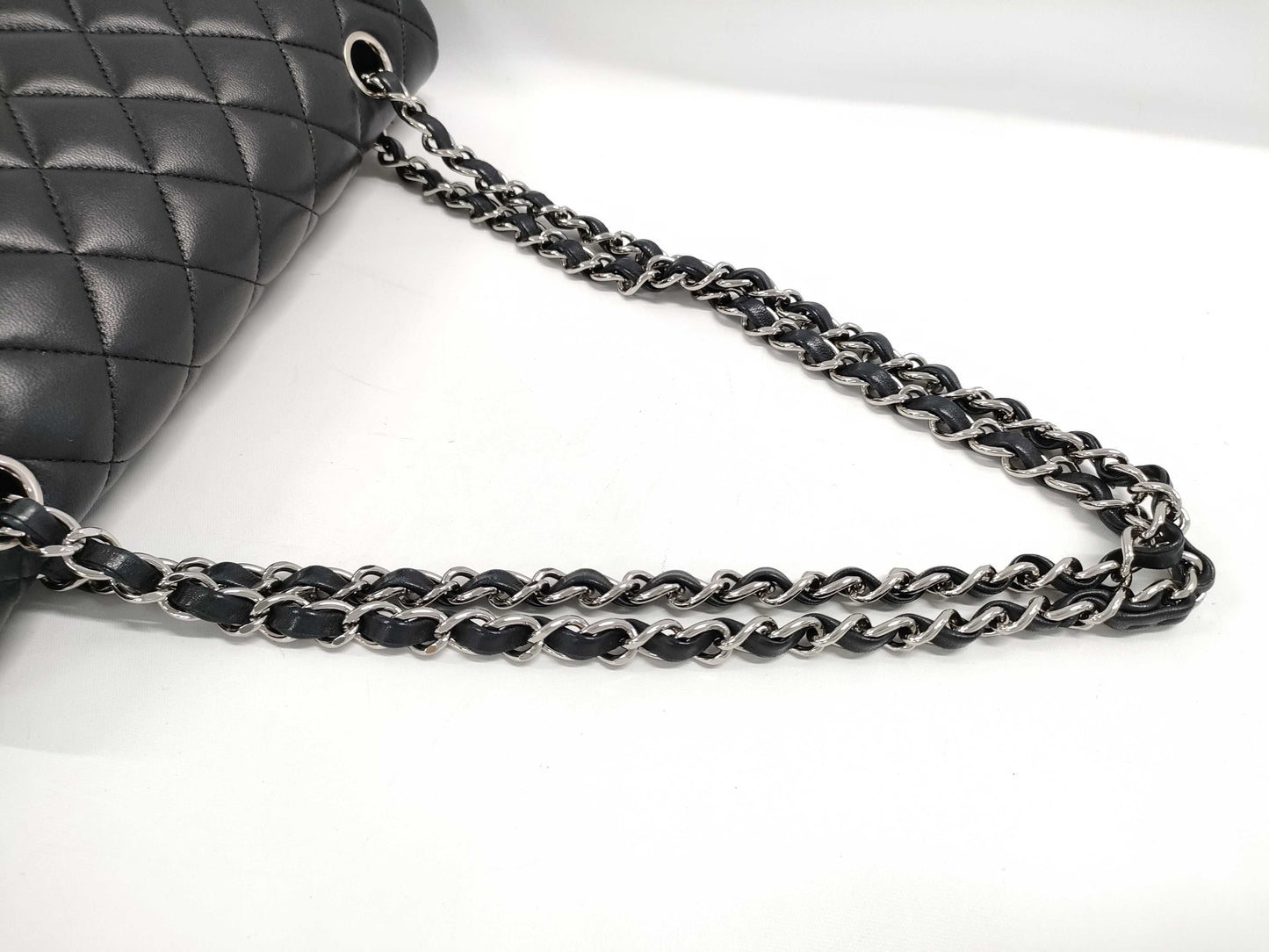CHANEL CHANEL Matelasse 25 Lambskin Black Shoulder Bag 19698765