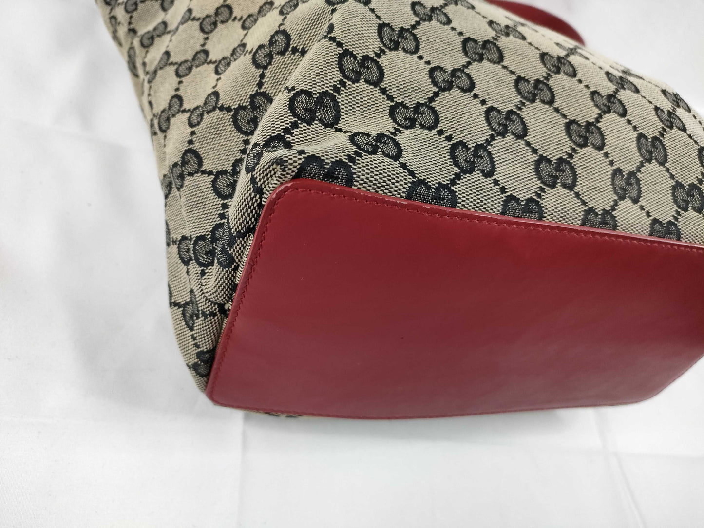 GUCCI GG Canvas Tote Bag
