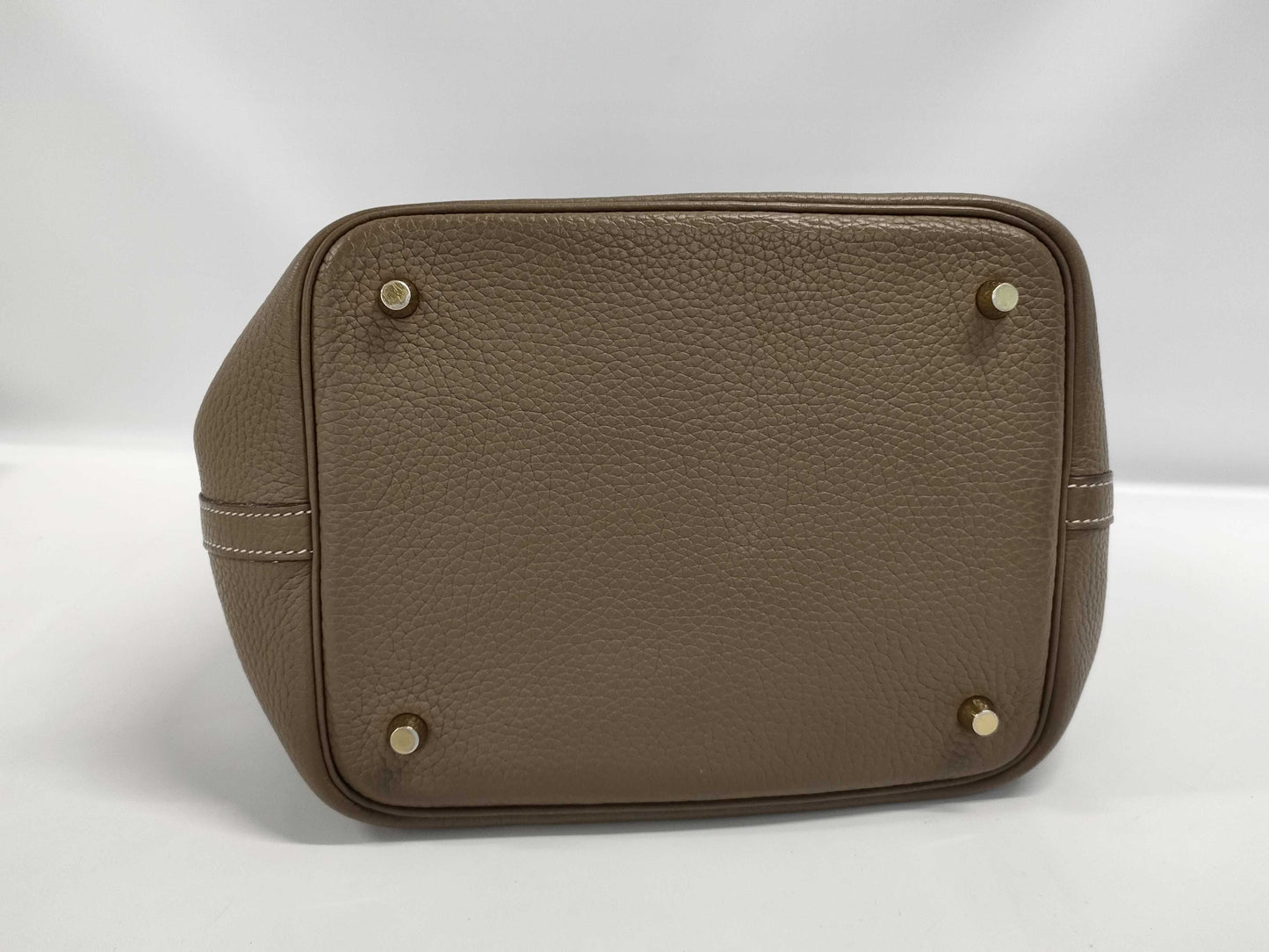 HERMES Picotin Lock 22MM Taurillon Clemence Etoupe Leather Handbag with Gold Hardware, Z Stamp, Authentically Repaired