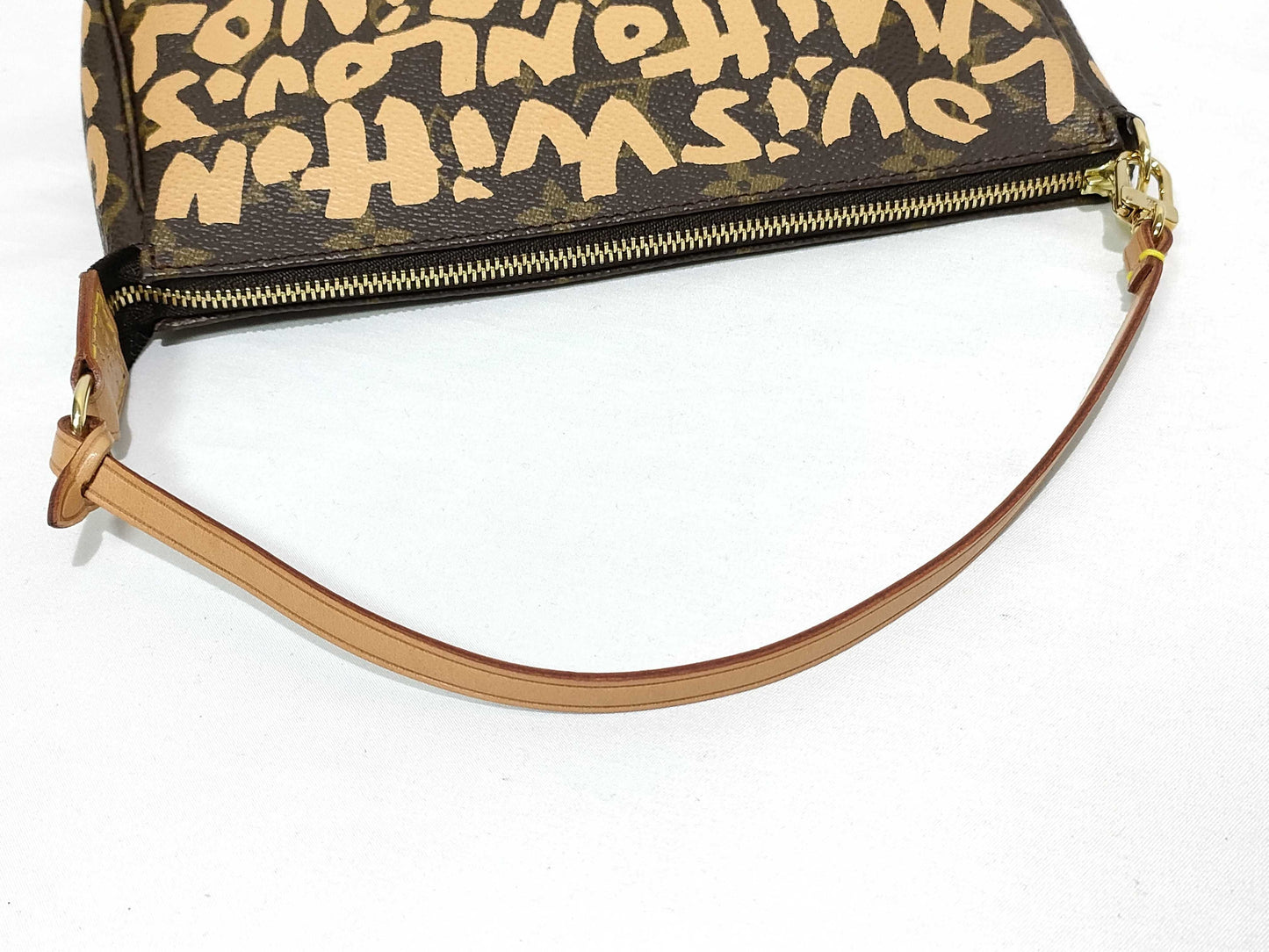LOUIS VUITTON Monogram Graffiti Pochette Accessoires M92193 AR0041 Handbag