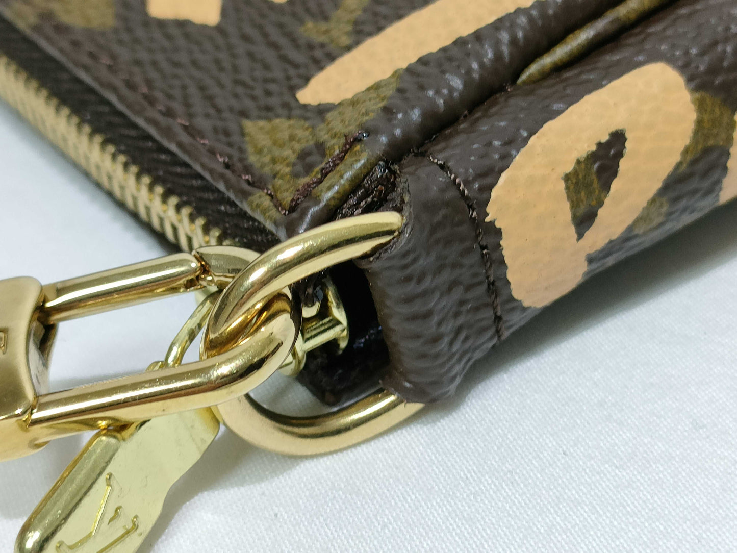 LOUIS VUITTON Monogram Graffiti Pochette Accessoires M92193 AR0041 Handbag
