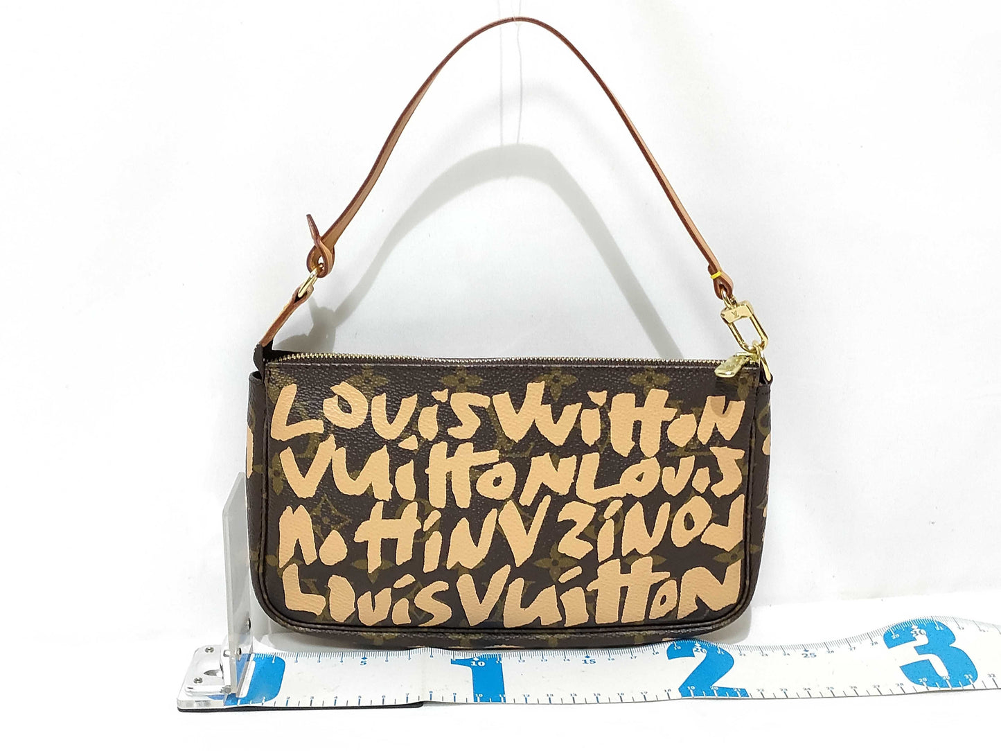 LOUIS VUITTON Monogram Graffiti Pochette Accessoires M92193 AR0041 Handbag