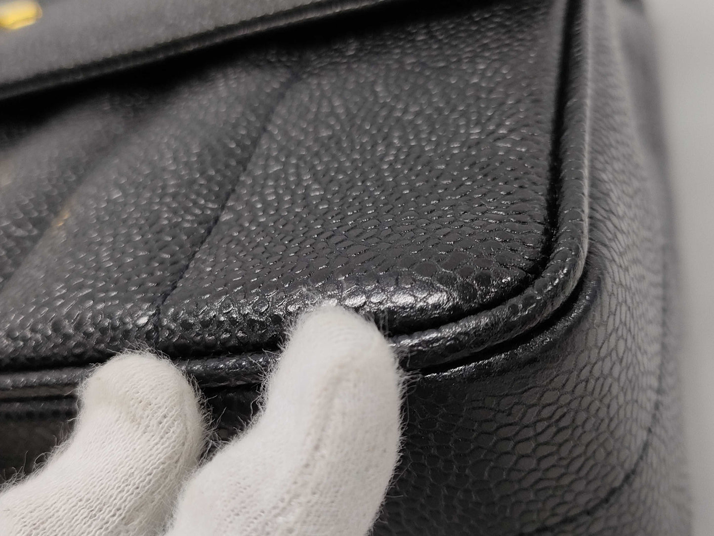 CHANEL Mademoiselle Caviar Skin Handbag