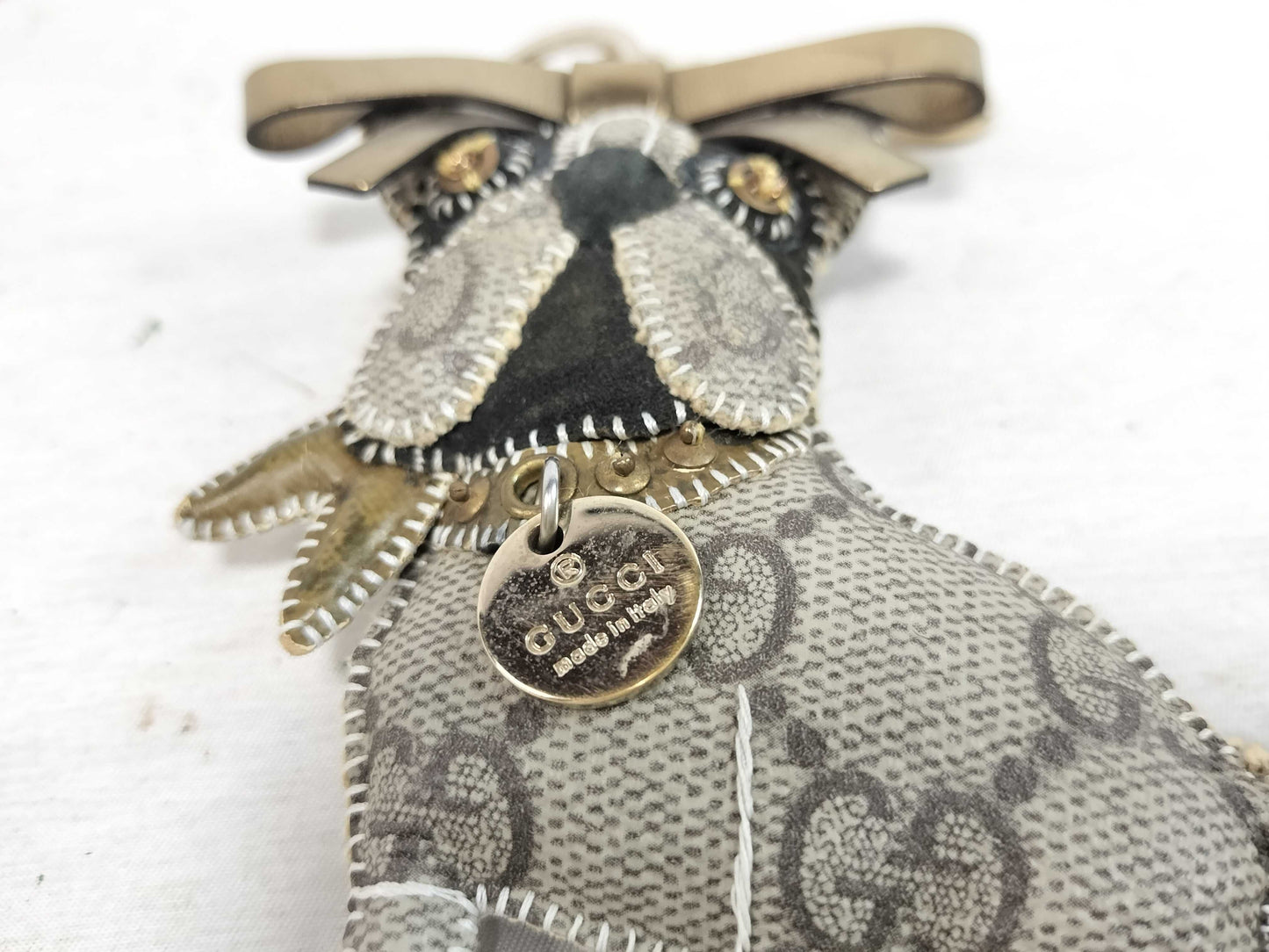 GUCCI GG Gucci Gucci Gucci Gucci GG Dog Charm Keychain Accessory Key Case Keychain