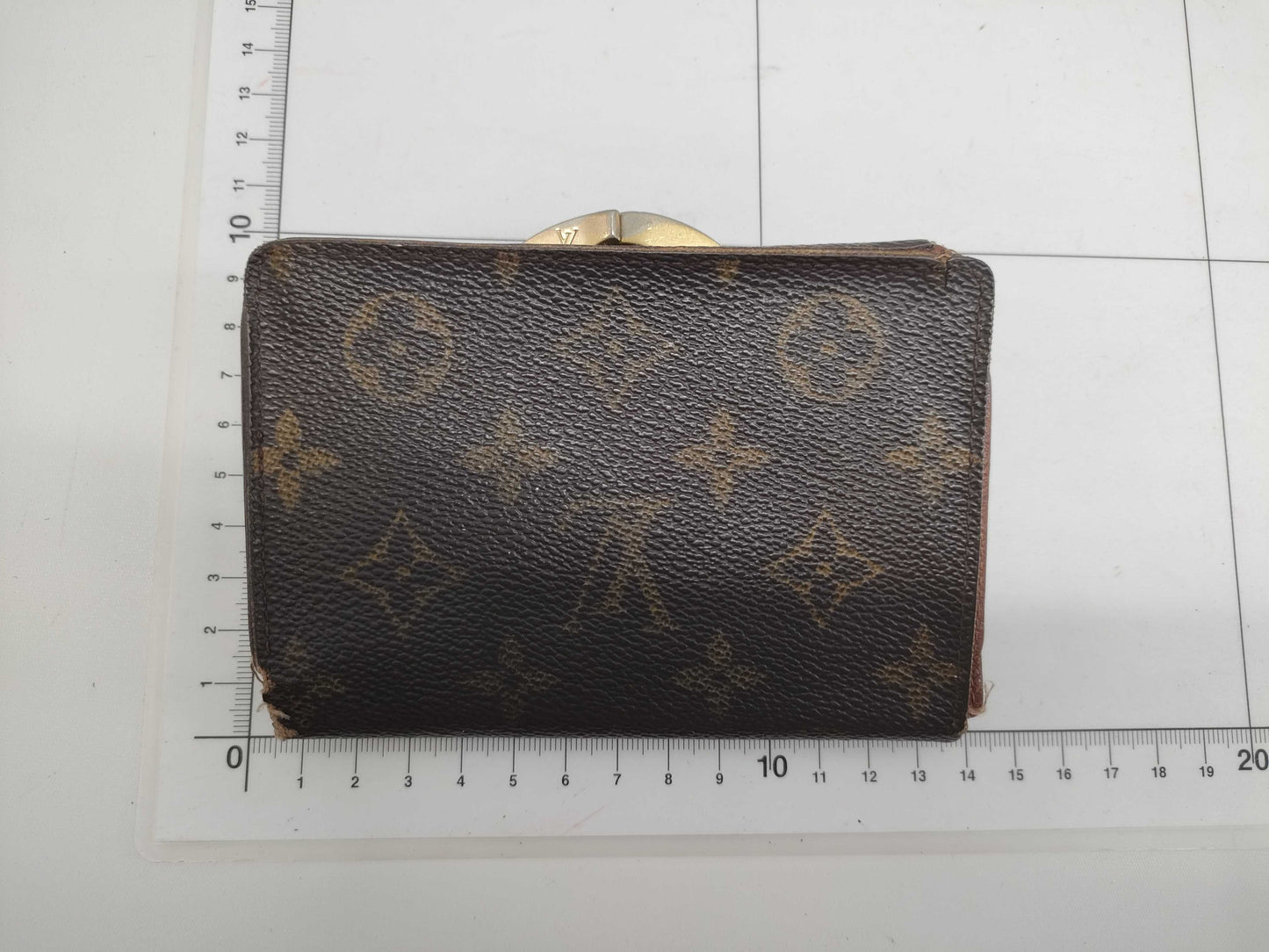 LOUIS VUITTON Louis Vuitton Monogram Wallet