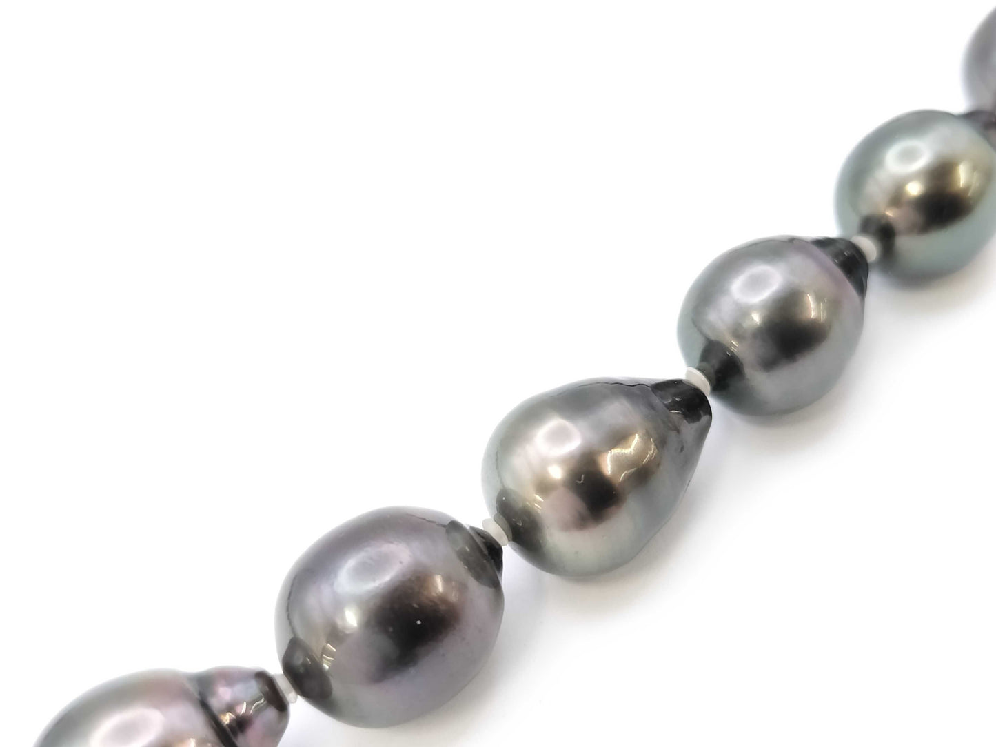 Semi-round pearl necklace, diameter approximately 8.1-11.7mm, sterling silver, 58.0g .
