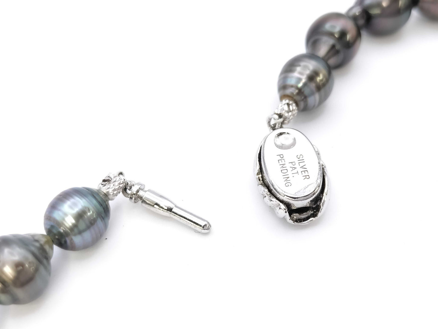 Semi-round pearl necklace, diameter approximately 8.1-11.7mm, sterling silver, 58.0g .