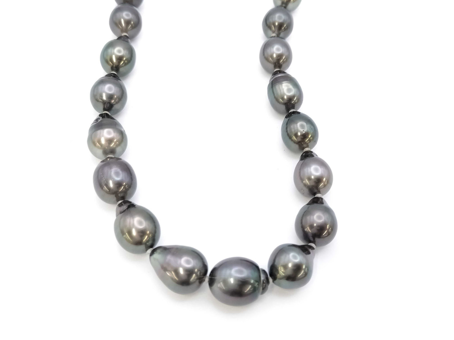 Semi-round pearl necklace, diameter approximately 8.1-11.7mm, sterling silver, 58.0g .