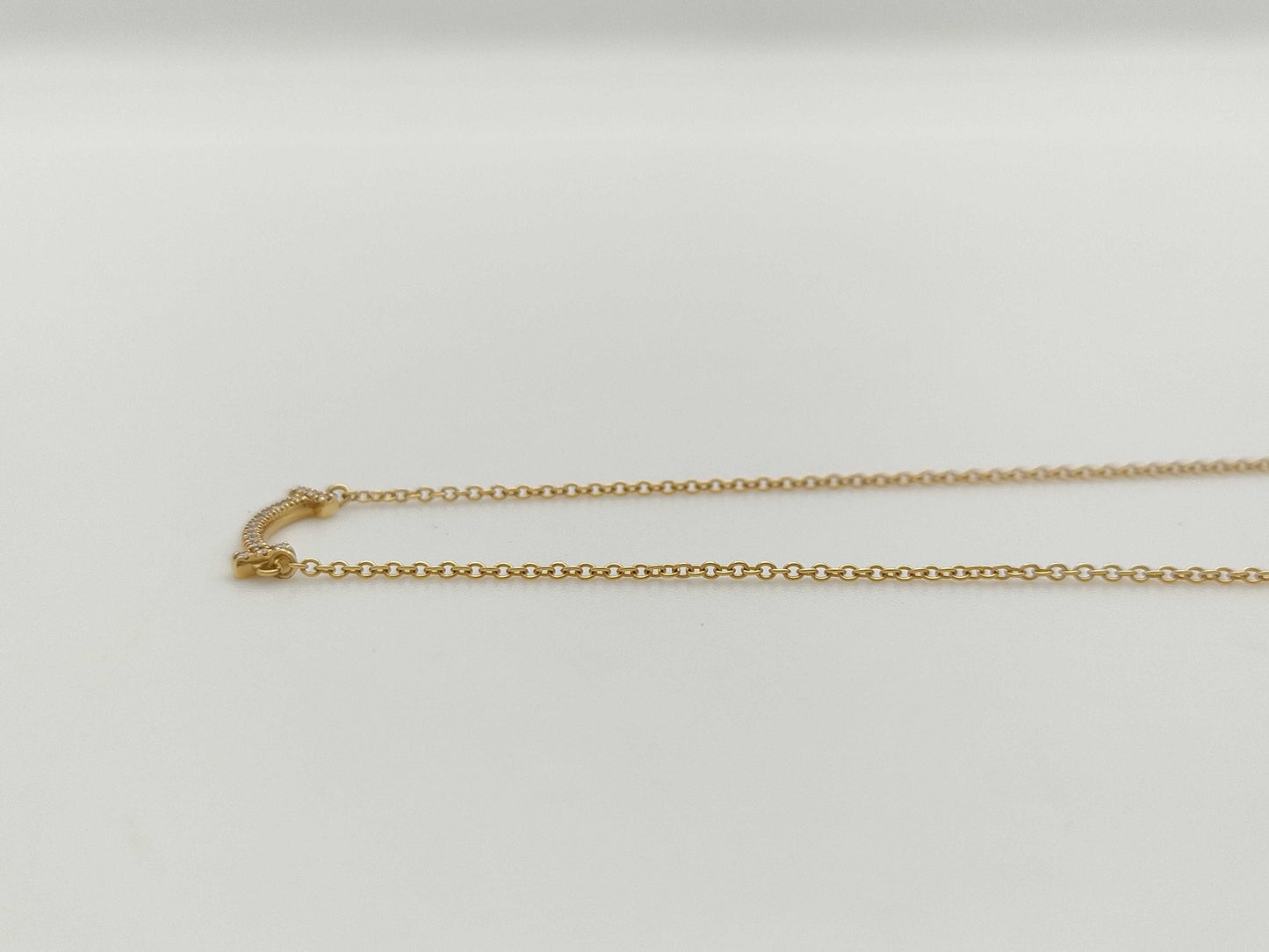 Tiffany & Co. T Smile Mini Diamond Necklace in Yellow Gold and Au750, 2.3g