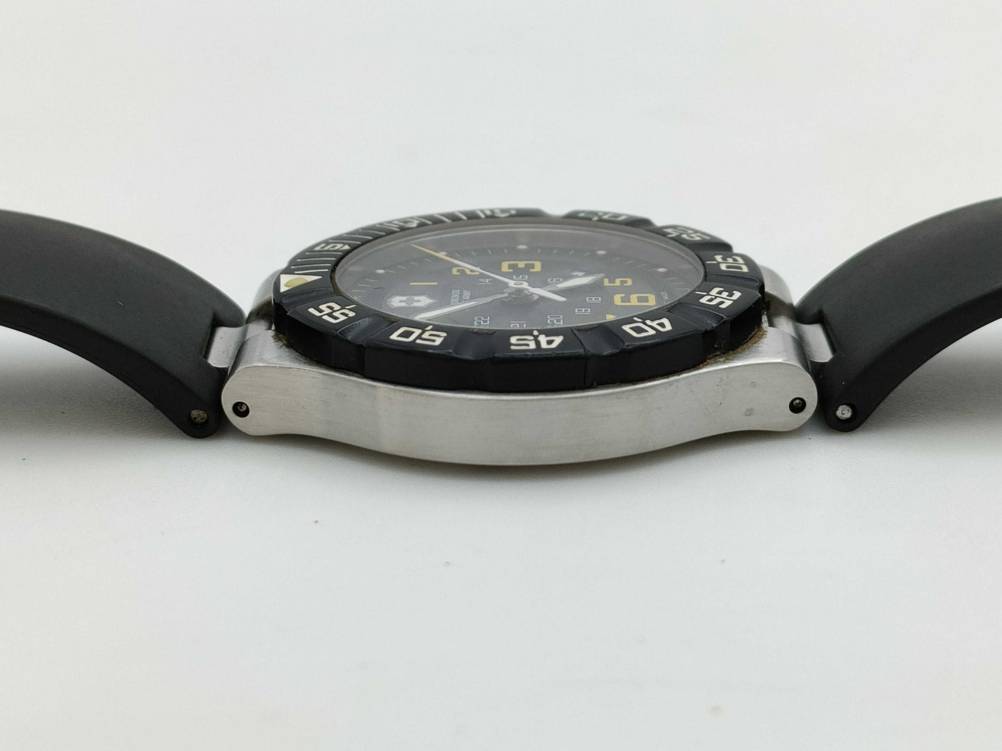 VICTRINOX Summit XLT 241416 100359165 Quartz Women's Watch
