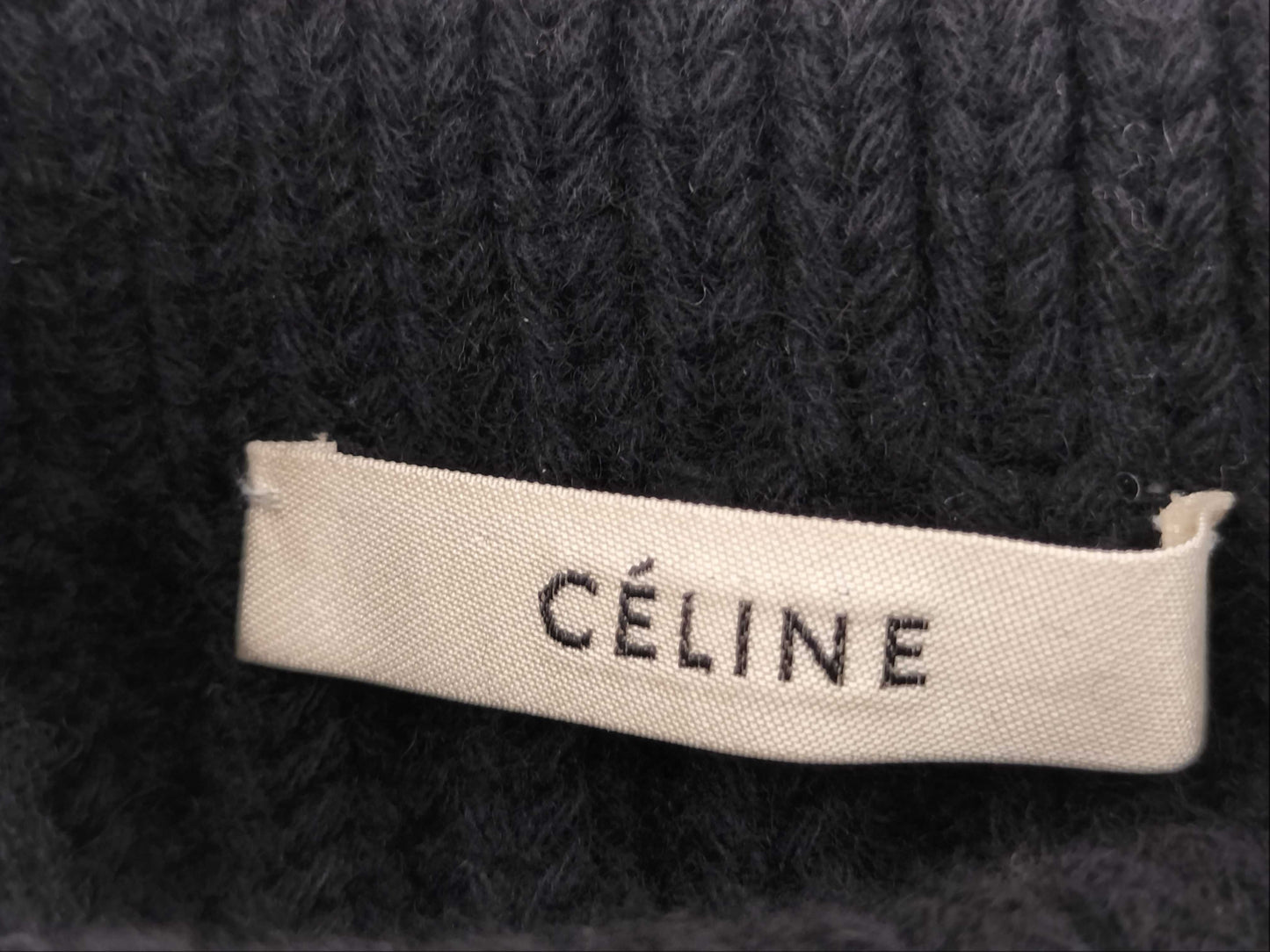 CELINE, Excellent Condition, Phoebe Period ◎ CELINE Loosely Knitted Tunic Vest, Cashmere, Turtleneck, Black, Vest, Sweater, Phoebe Philo, Ribbed Knit Vest