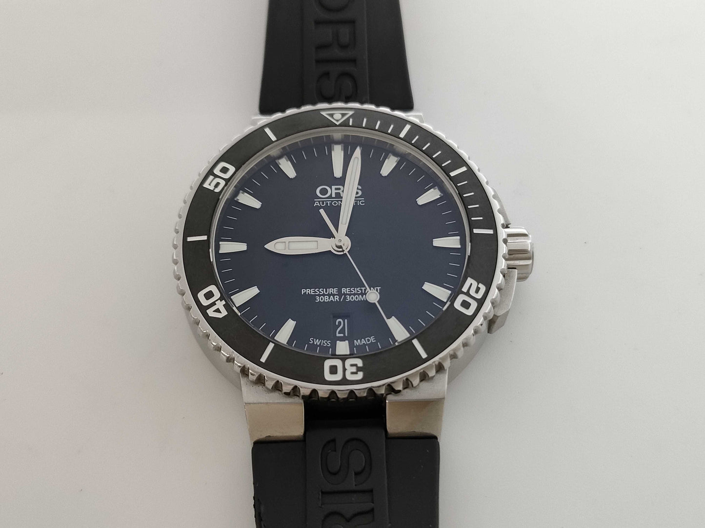 Oris Aquis 7676 32-93819 Automatic Men's Watch