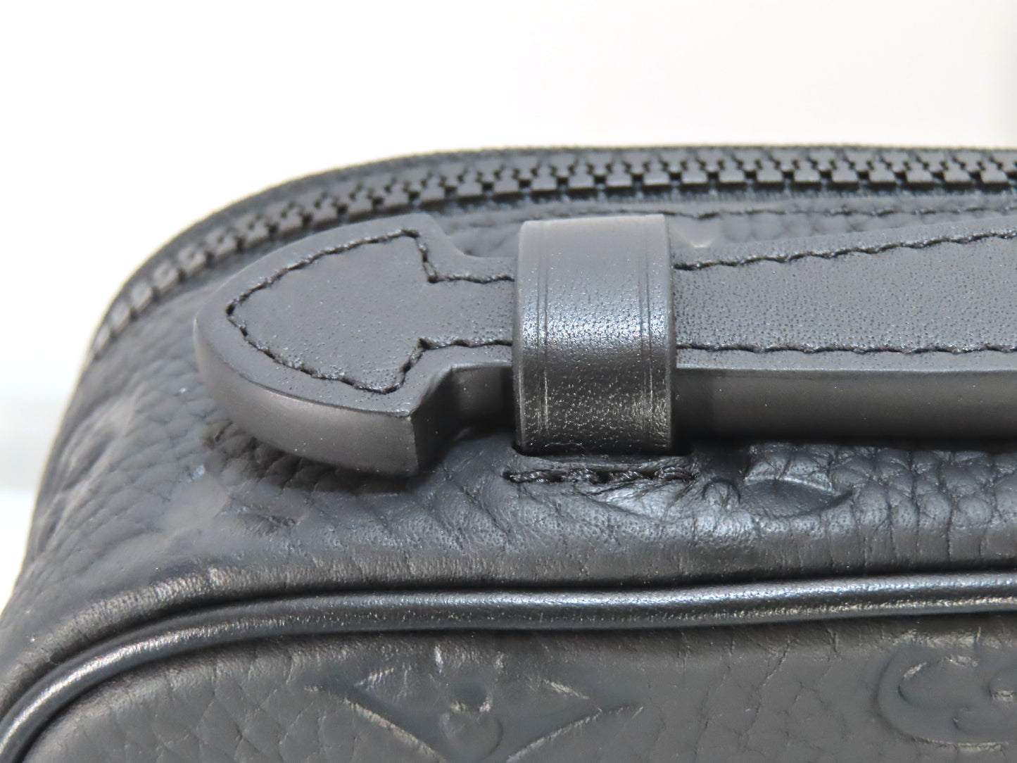 LOUIS VUITTON LV Monogram Taurillon S-Lock Messenger Shoulder Bag M58489 RFID Enabled Black Shoulder Bag