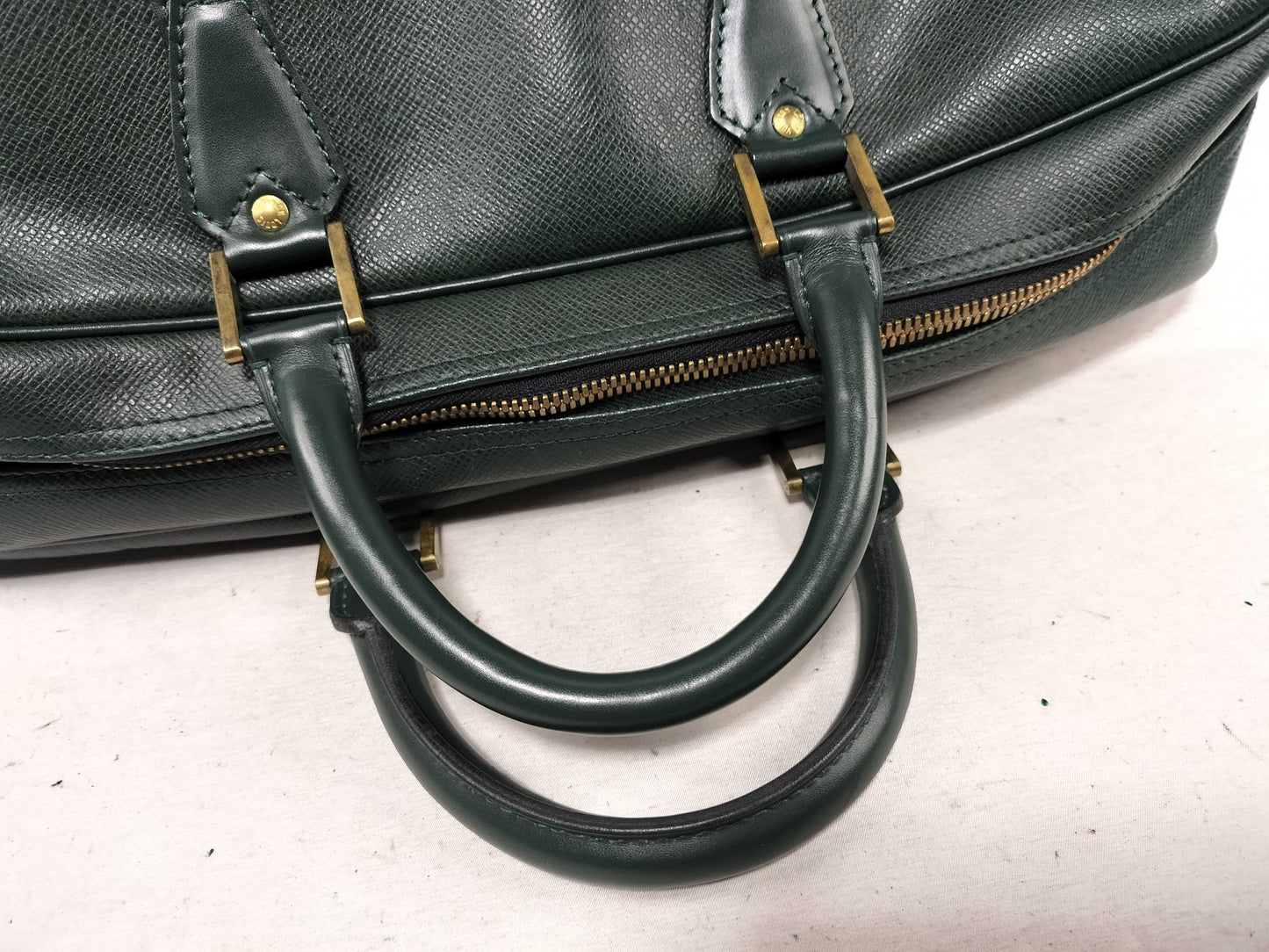 LOUIS VUITTON Taiga LV Taiga Kendall PM Boston Bag M30124 Green Boston Bag