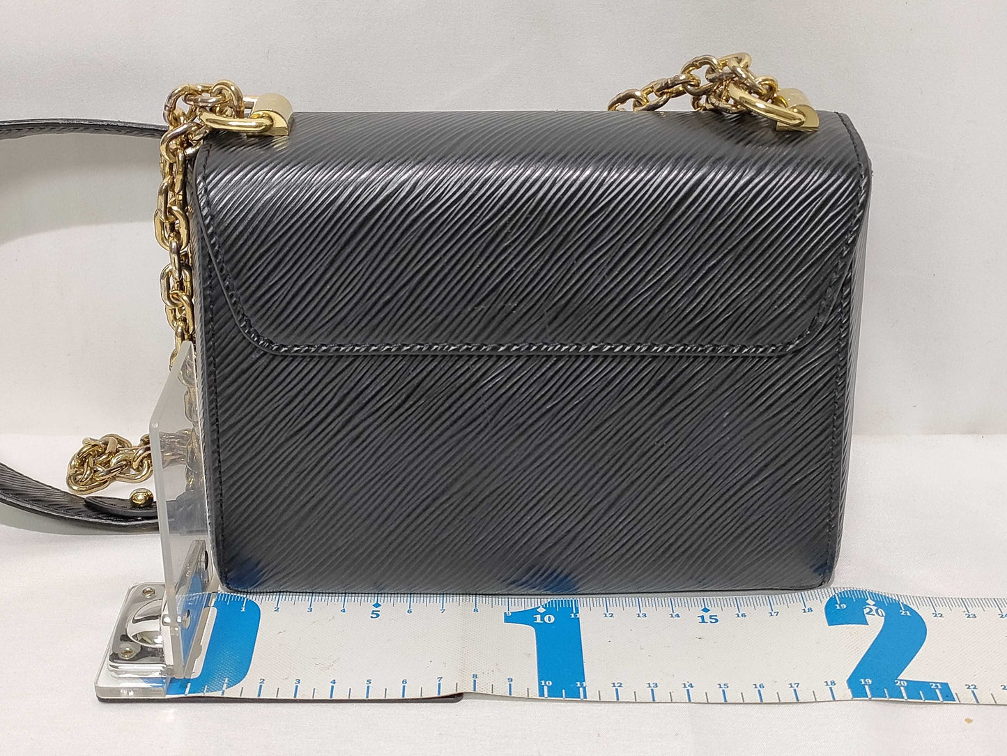 LOUIS VUITTON Epi Twist PM M21119 RFID Verified Shoulder Bag