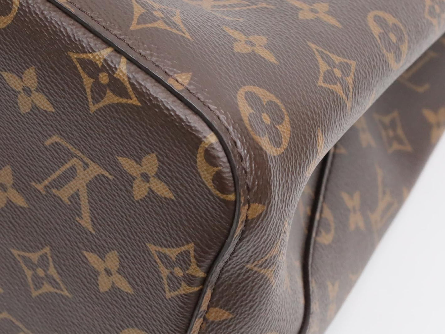 LOUIS VUITTON Monogram NeoNoe M44020 Brown RFID Verified Shoulder Bag