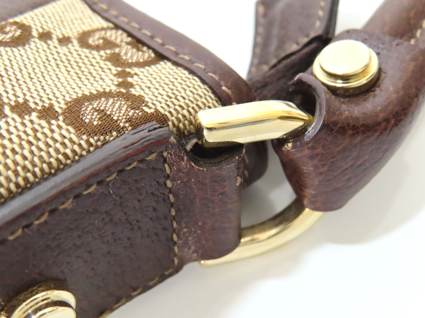GUCCI GG Canvas Abbey Handbag One-Shoulder Accessory Pouch Pouch