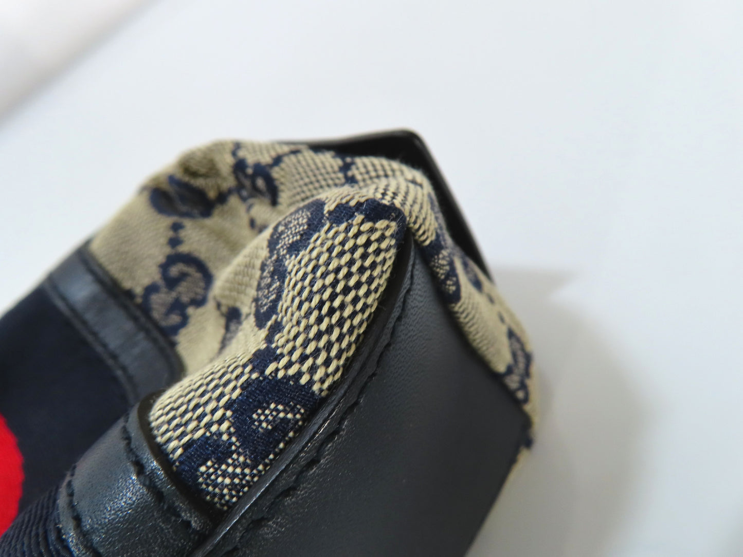 GUCCI GG Canvas Sherry Line Pouch 256639 Pouch