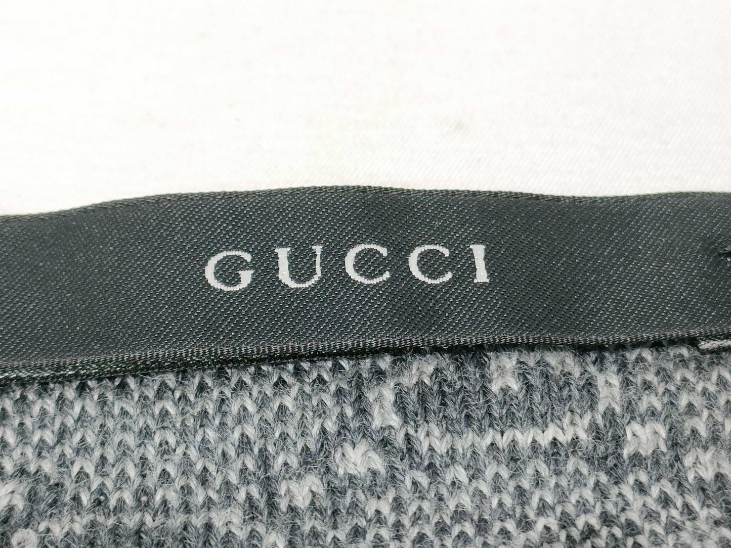 GUCCI Gucci scarf with box Other accessories